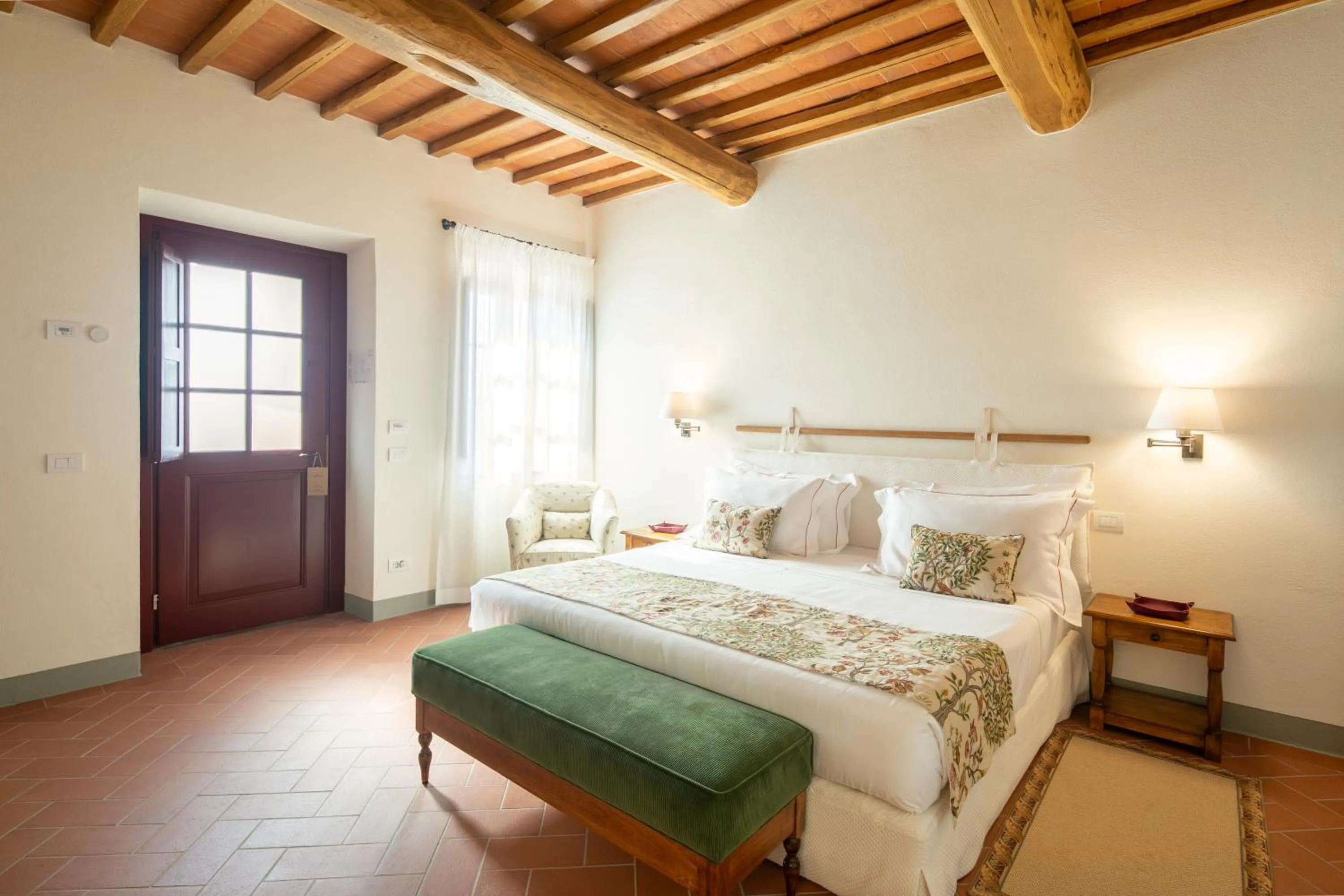 Bedroom, Bed in The Club House