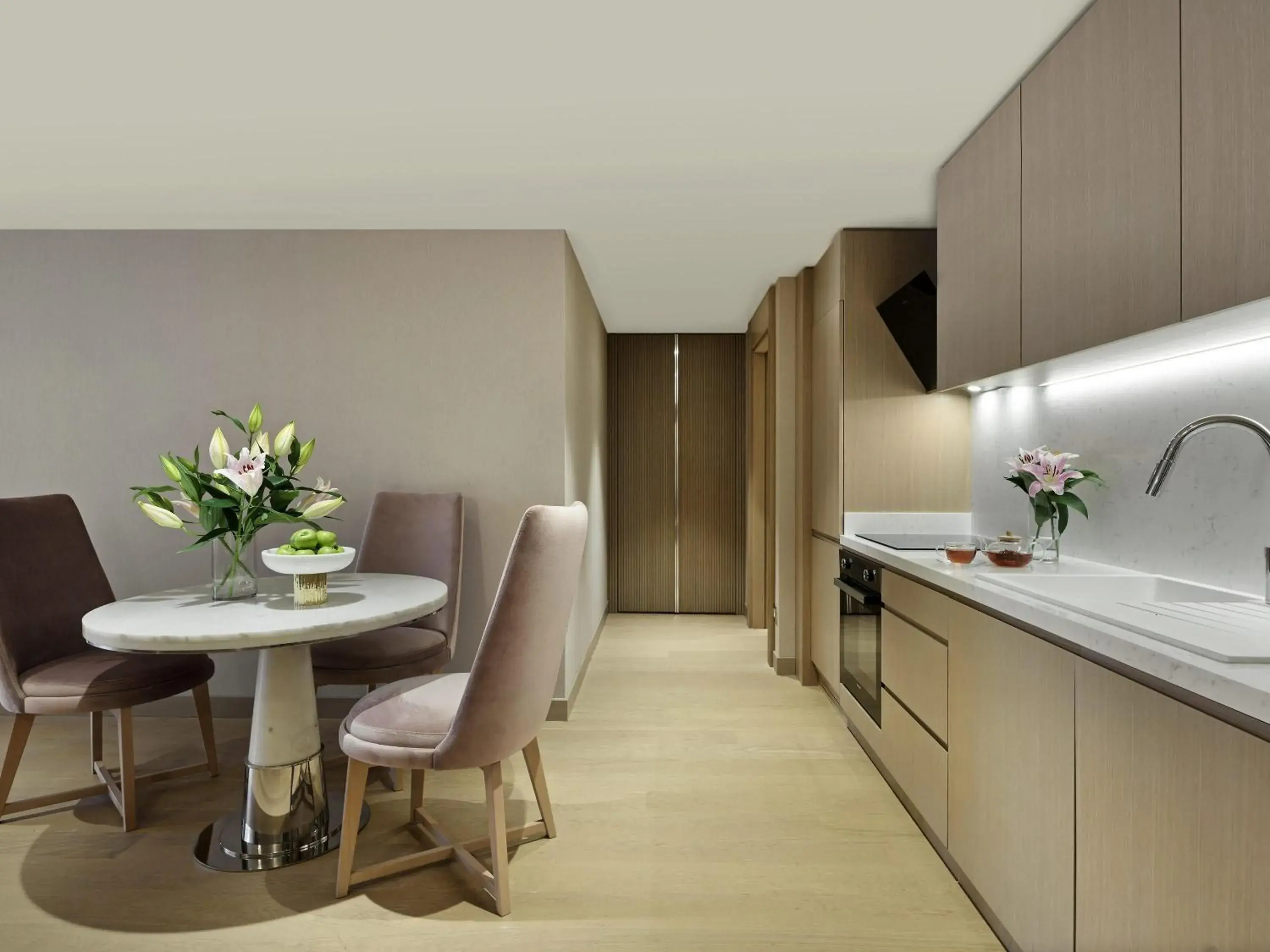 Family Apartment with Kitchen in Mövenpick Hotel Istanbul Bosphorus Family Apartment with Kitchen in Mövenpick Hotel Istanbul Bosphorus