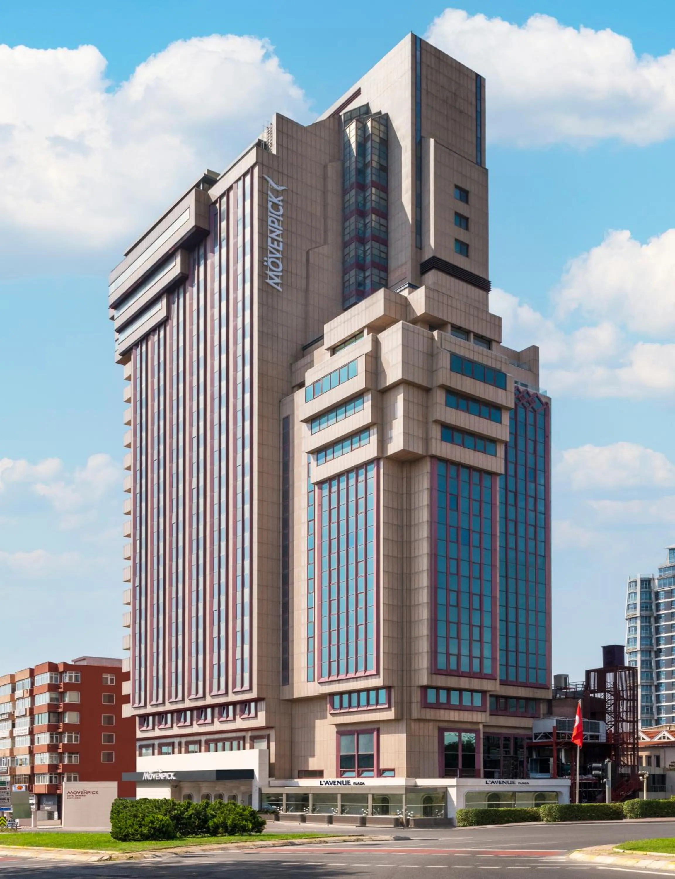 Property building in Mövenpick Hotel Istanbul Bosphorus