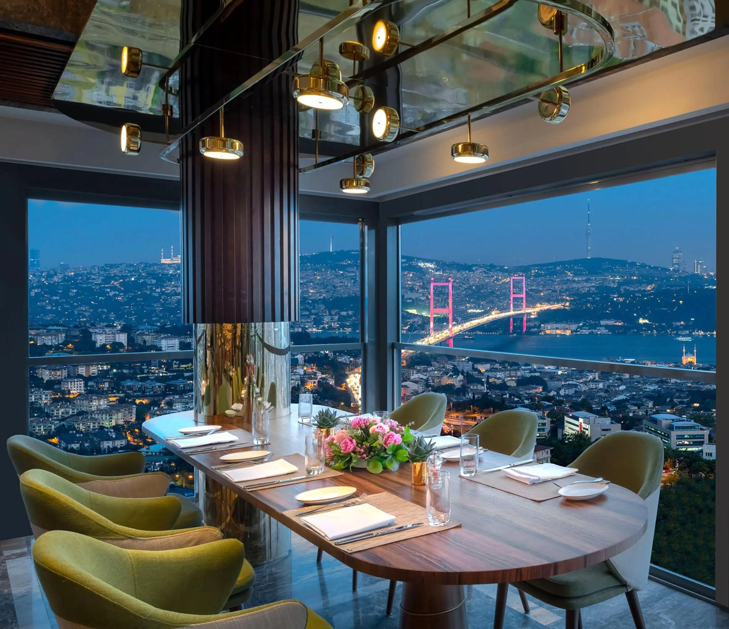 Restaurant/places to eat in Mövenpick Hotel Istanbul Bosphorus