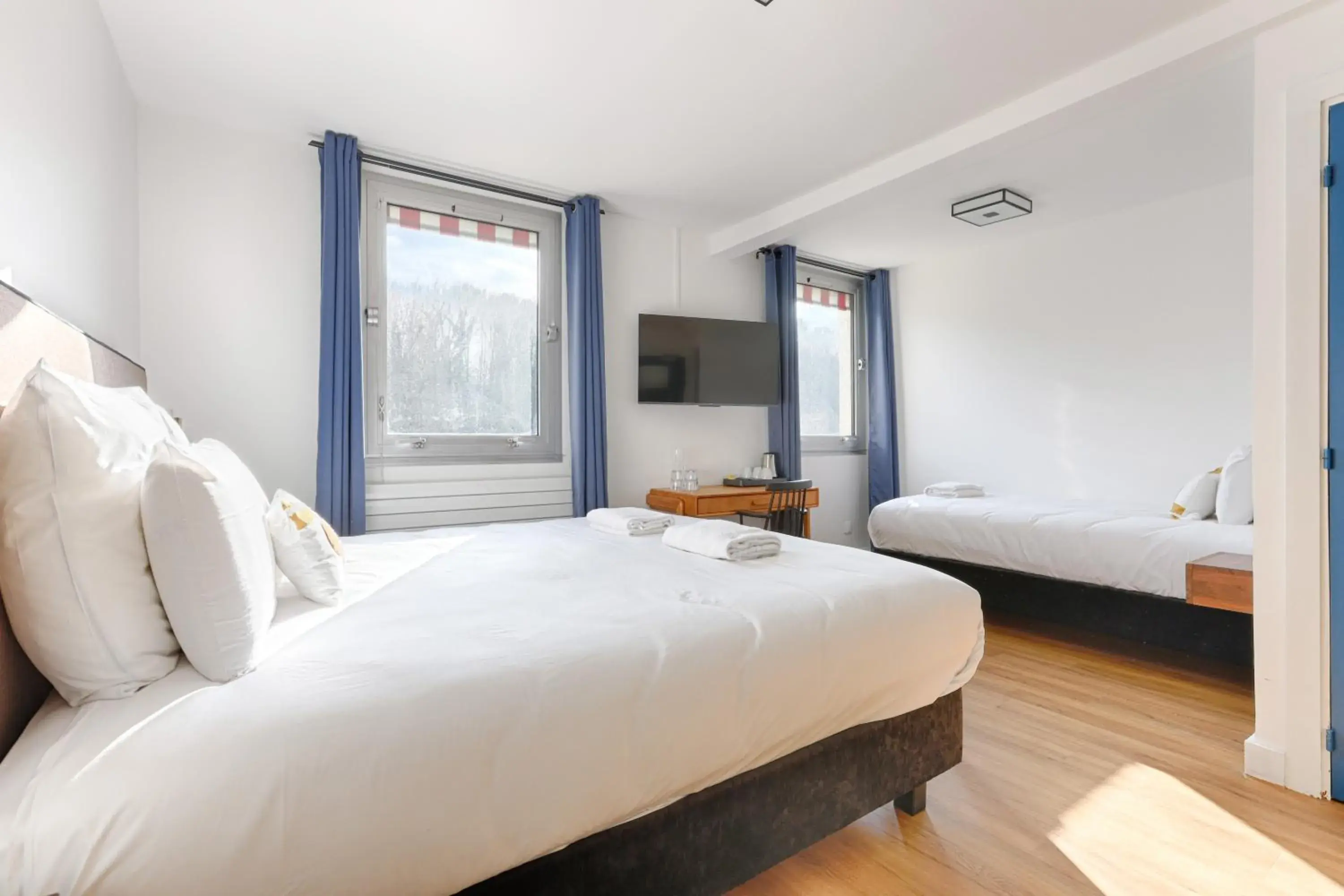 Quadruple Room with Garden View in La Coudraie - Proche de Disneyland Quadruple Room with Garden View in La Coudraie - Proche de Disneyland