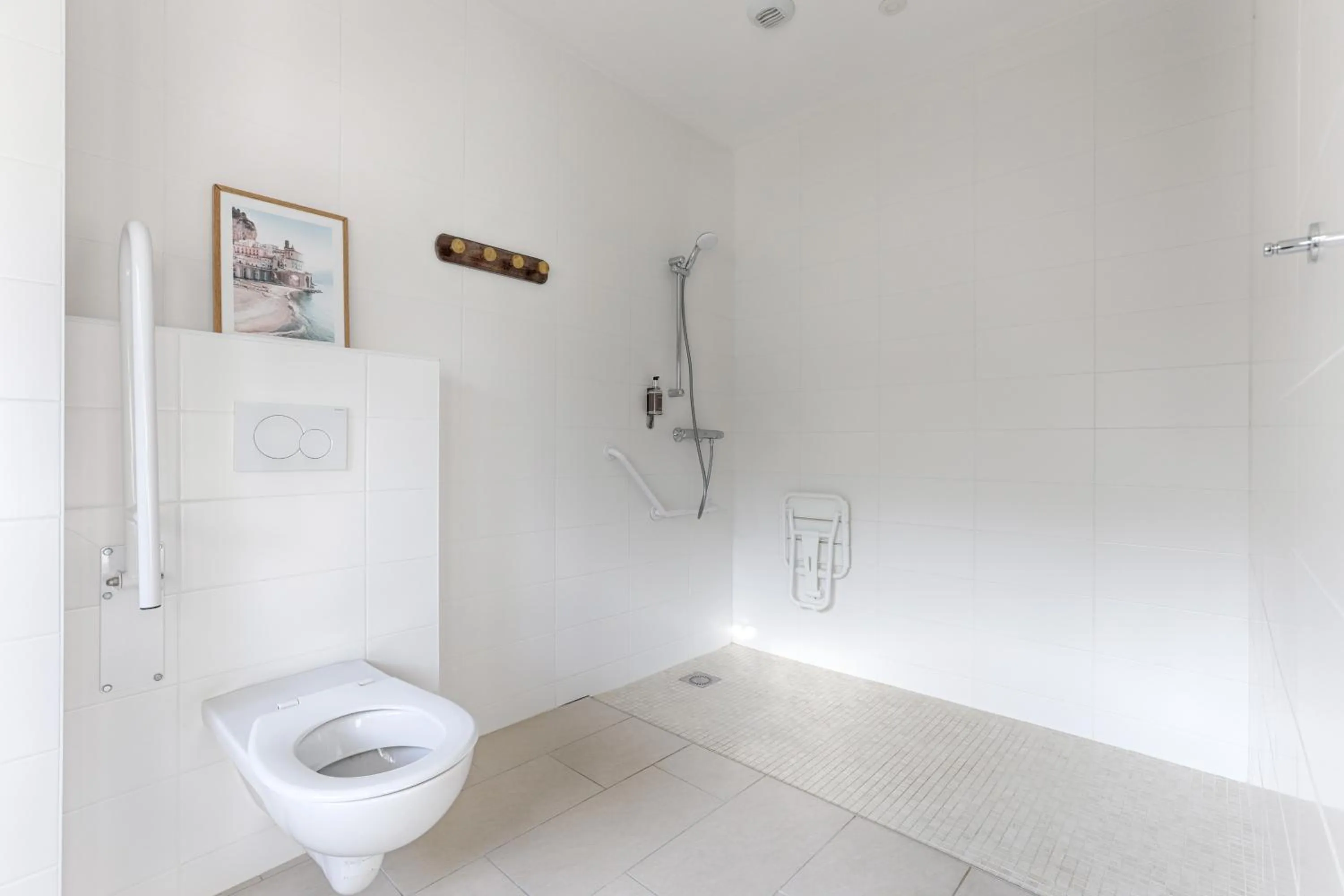 Bathroom in La Coudraie - Proche de Disneyland