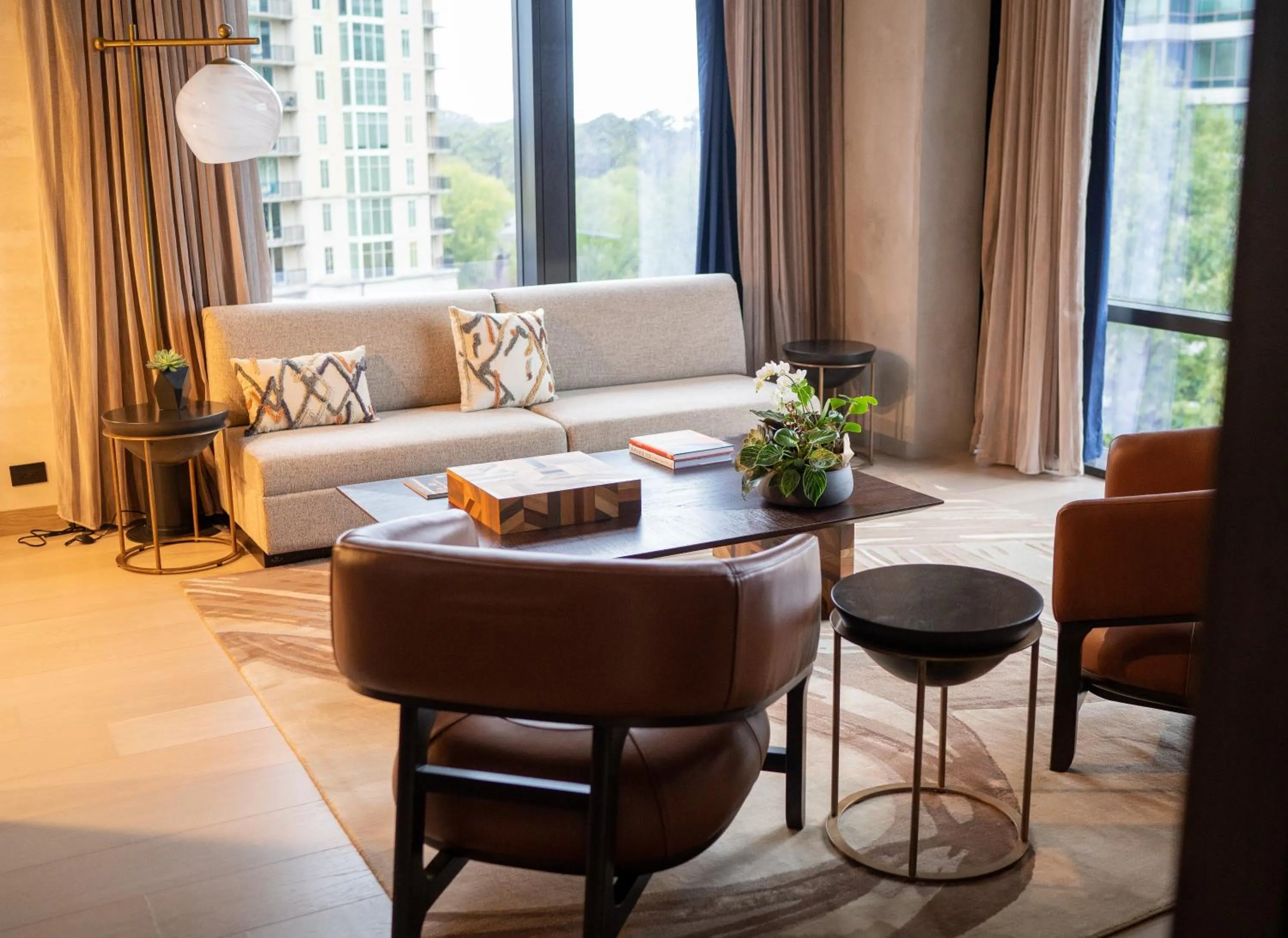 Living room in Nobu Hotel Atlanta