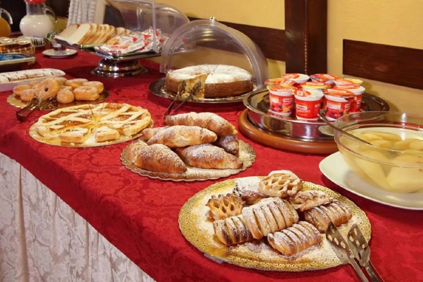 Breakfast in Hotel Cassia