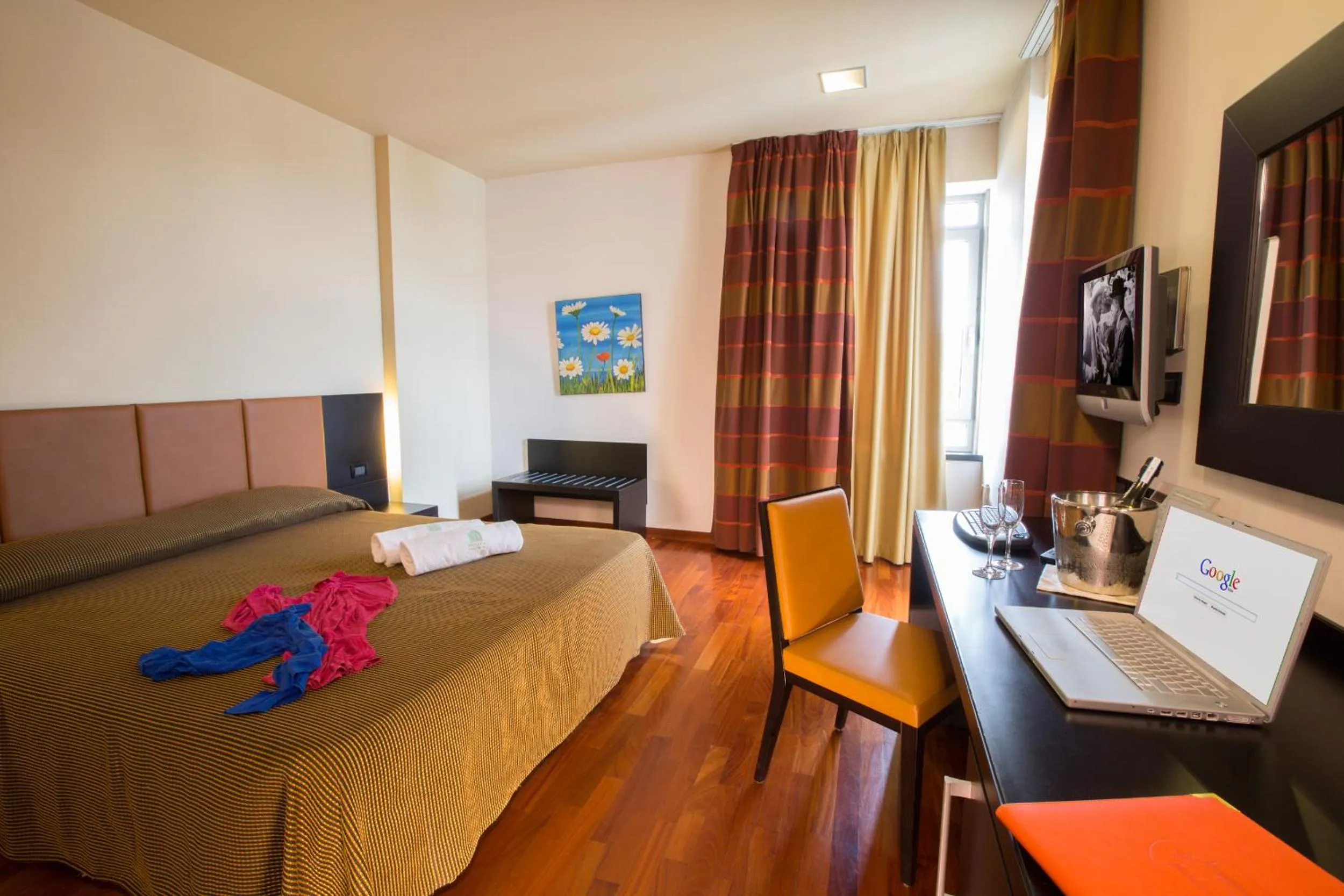 Bedroom, Bed in Victoria Terme Hotel