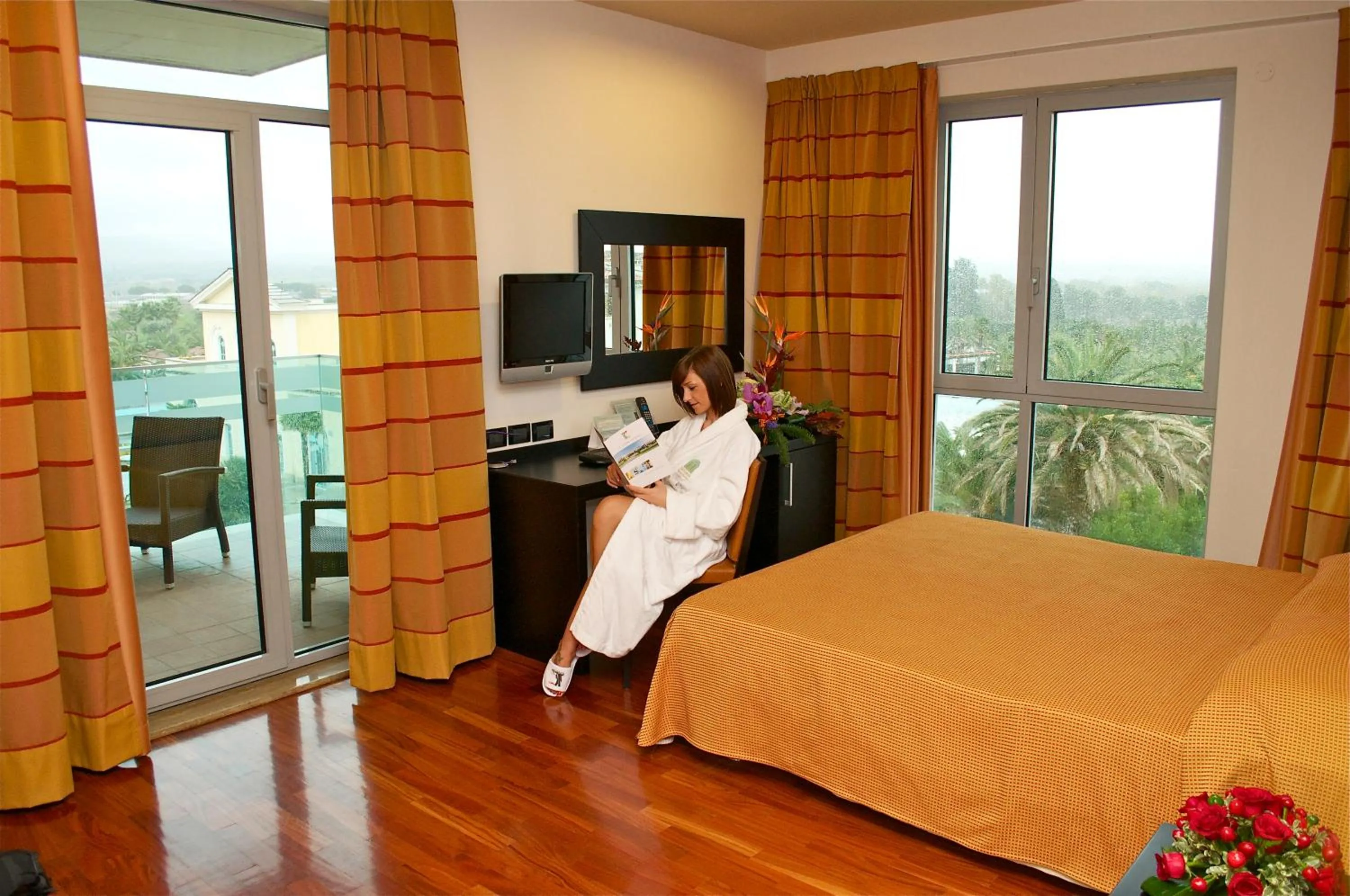 People, Bed in Victoria Terme Hotel