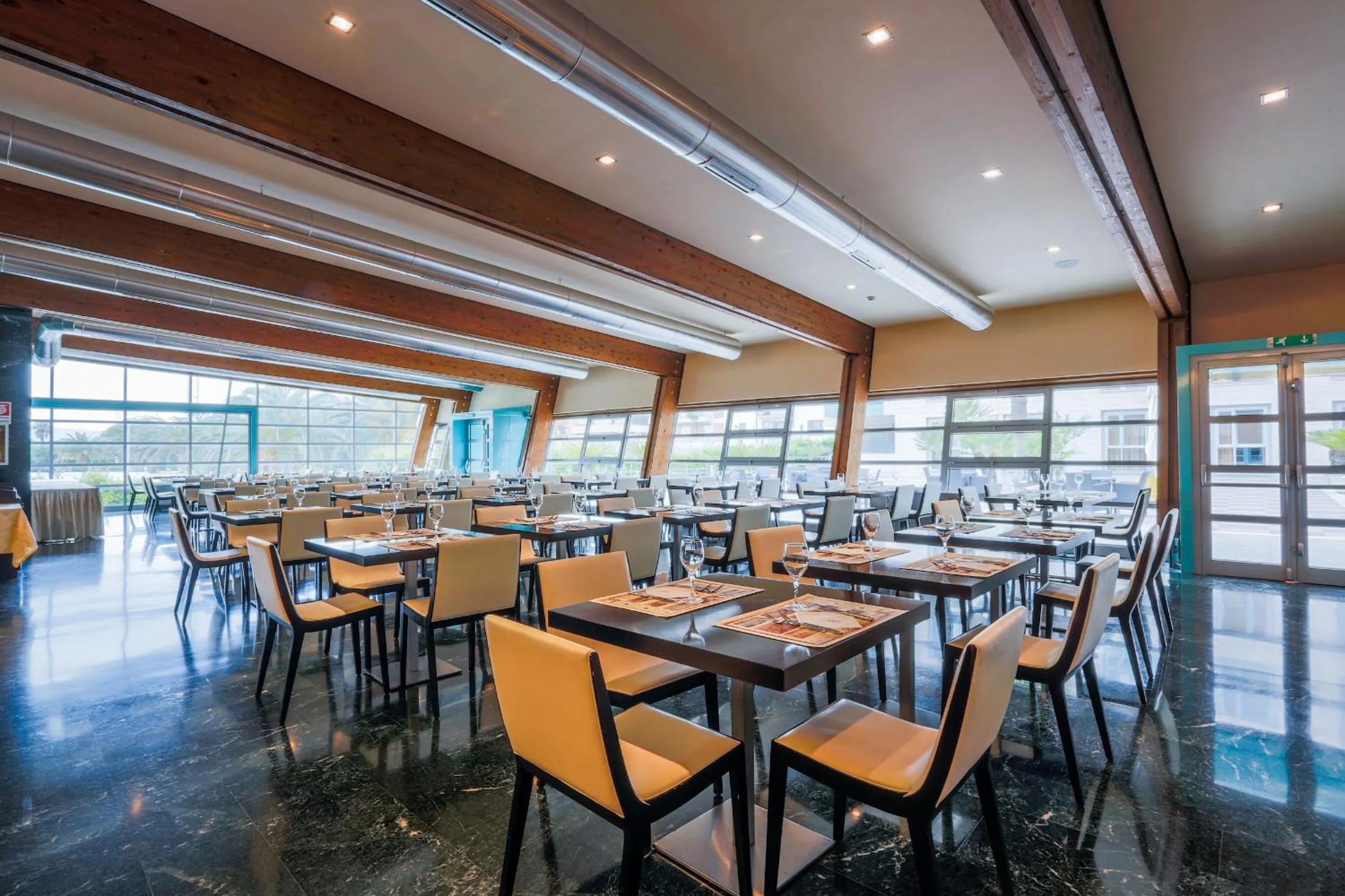 Restaurant/places to eat in Victoria Terme Hotel