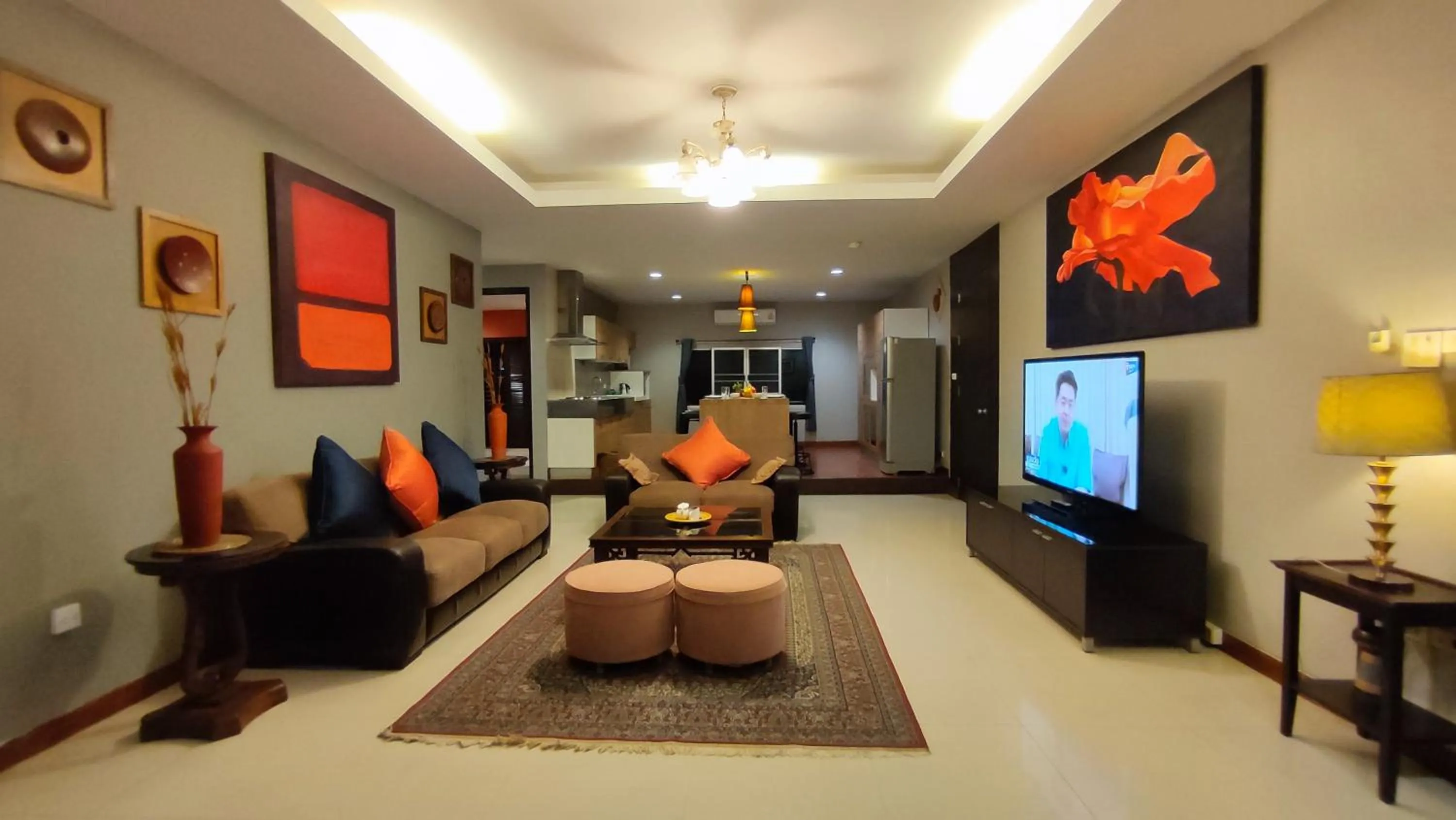 Living room, Seating Area in ShriGo Resort & Spa Pattaya