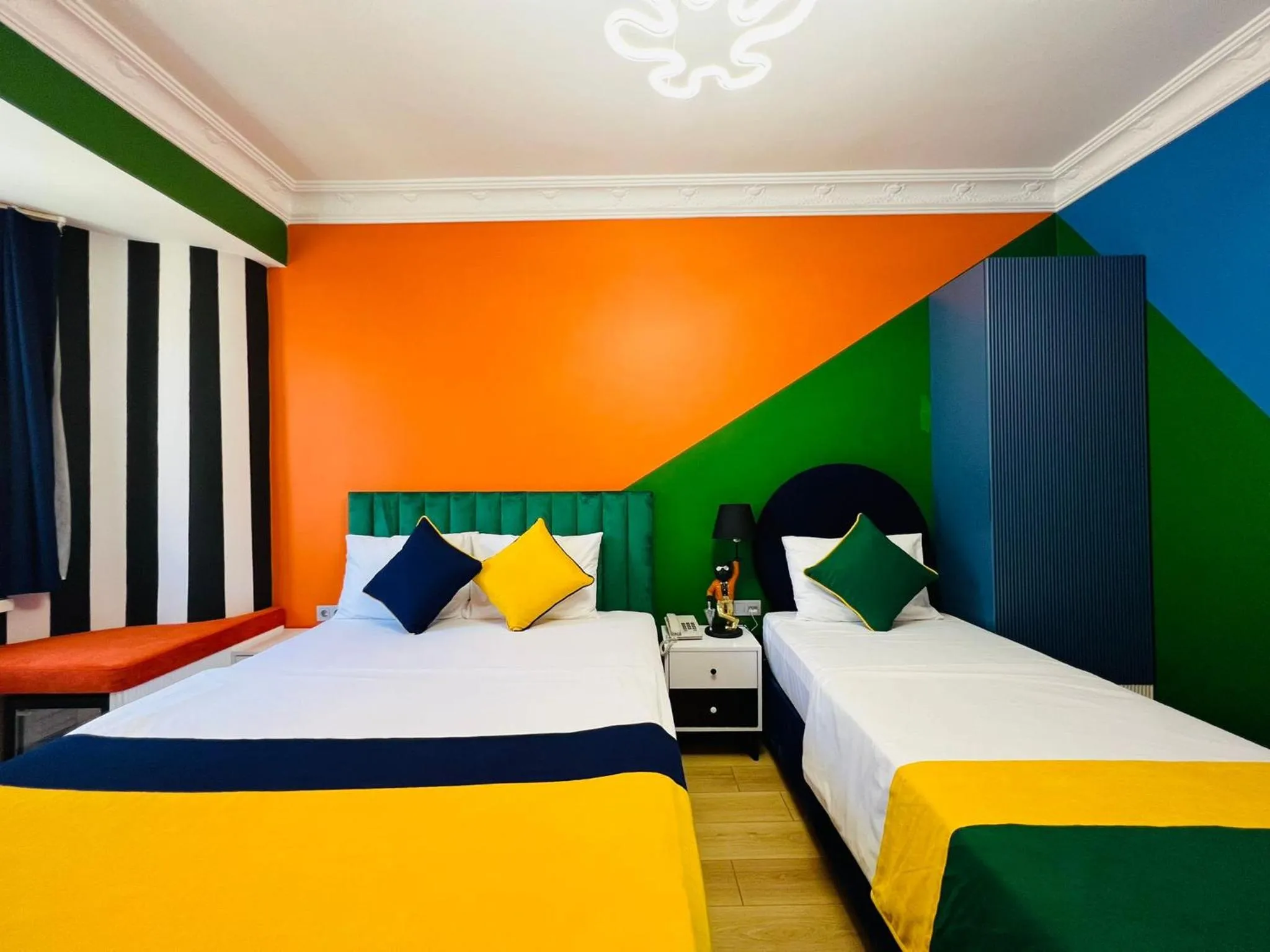 Bedroom in Apex Hotel