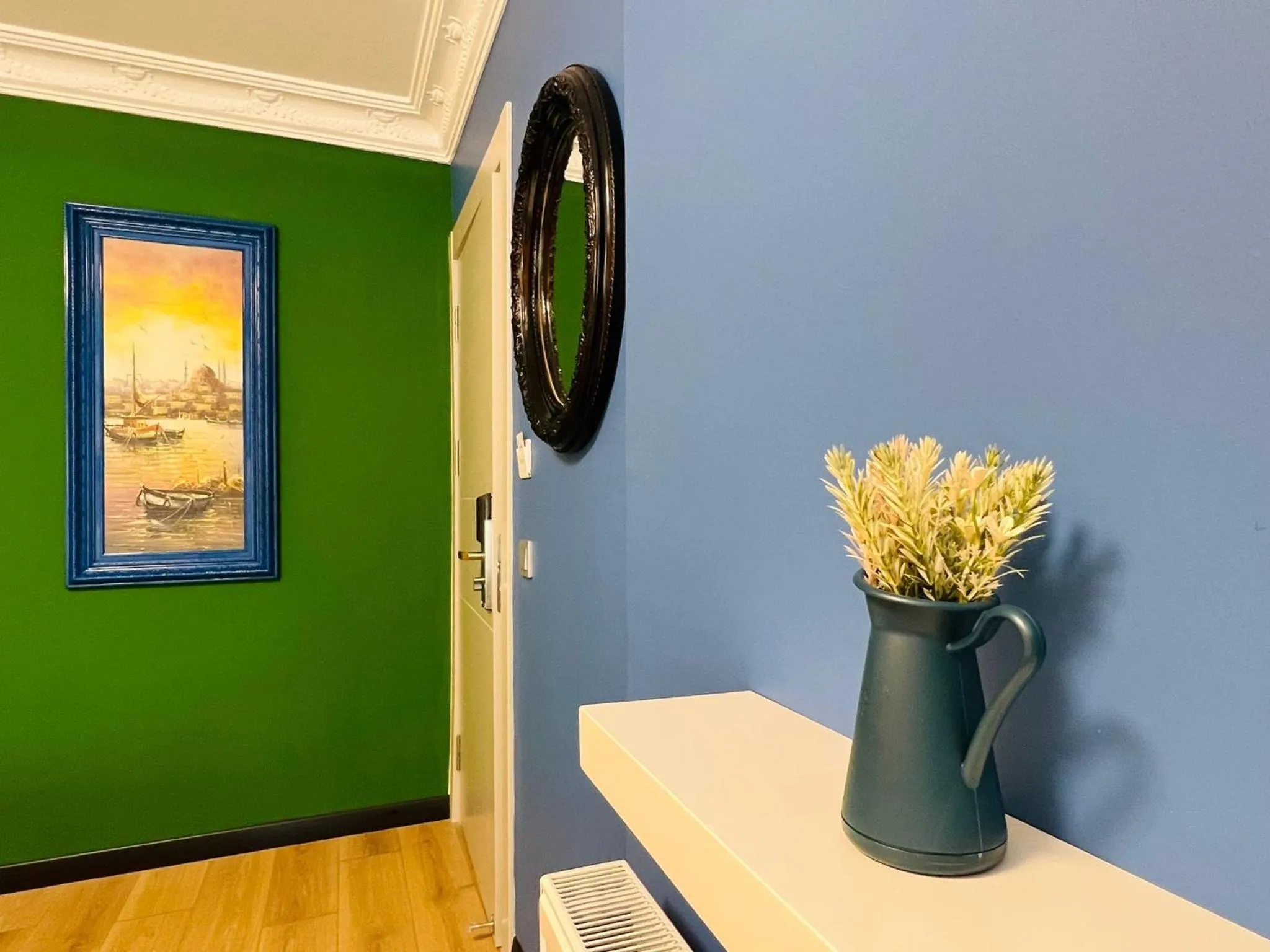 Decorative detail in Apex Hotel