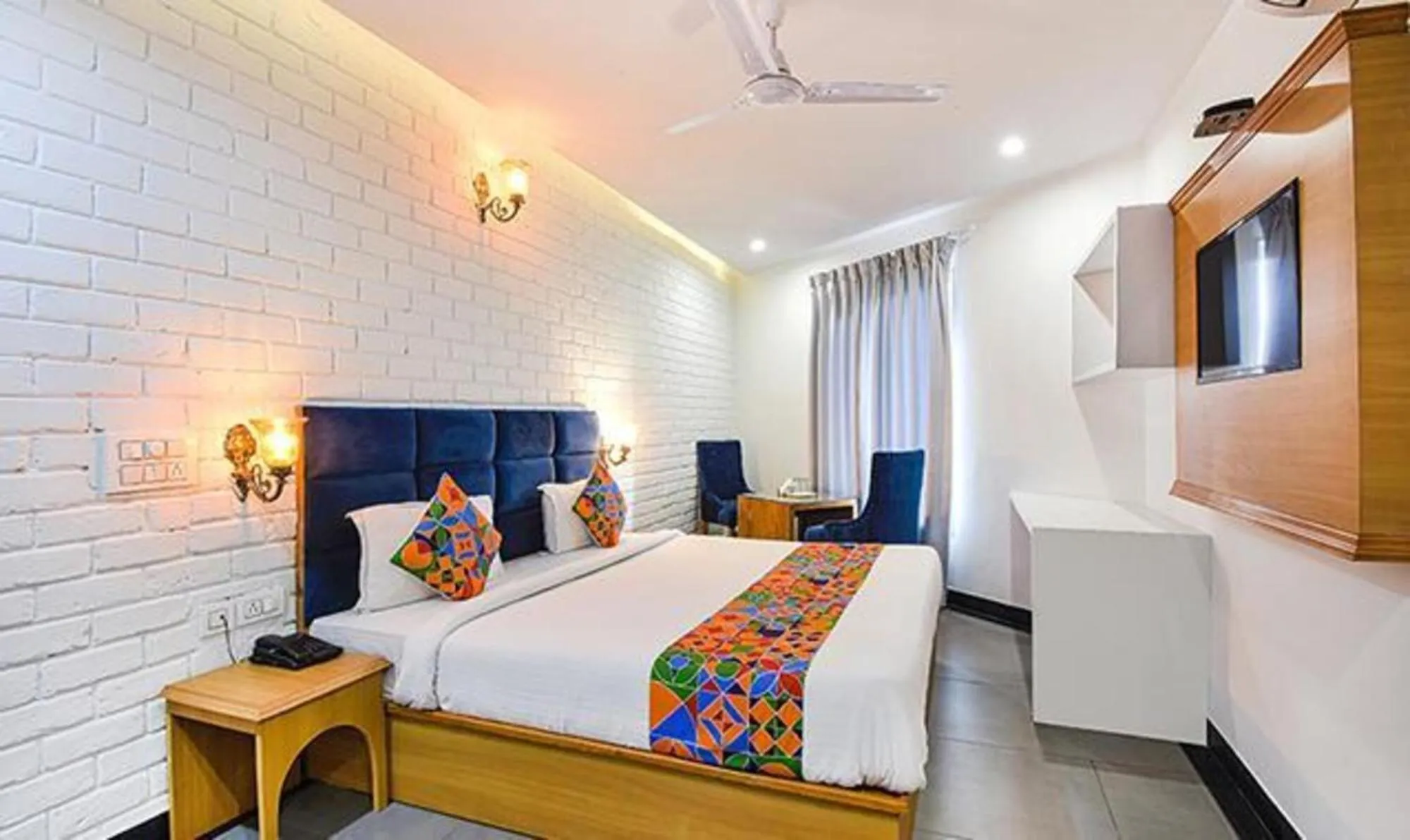 TV and multimedia in FabHotel NH7