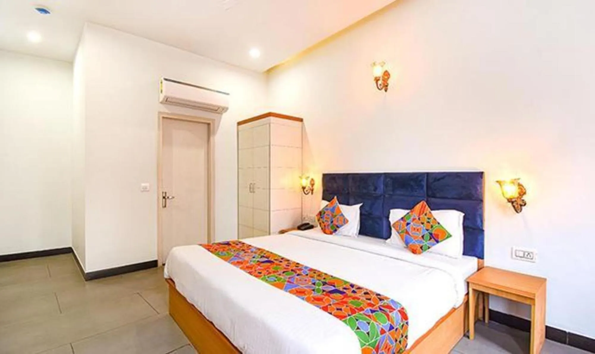 Photo of the whole room in FabHotel NH7