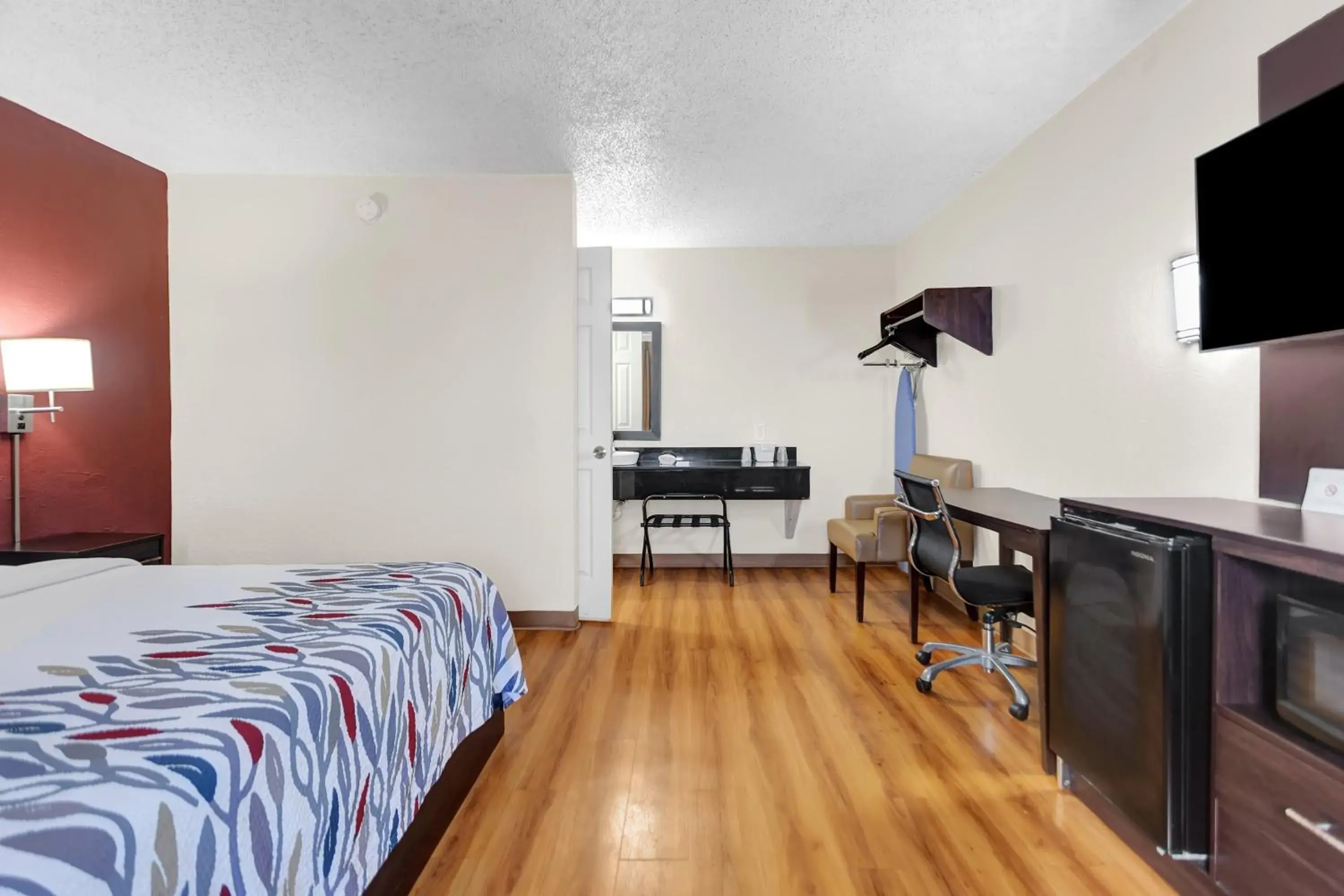 Standard King Room in Qubed San Antonio Standard King Room in Qubed San Antonio