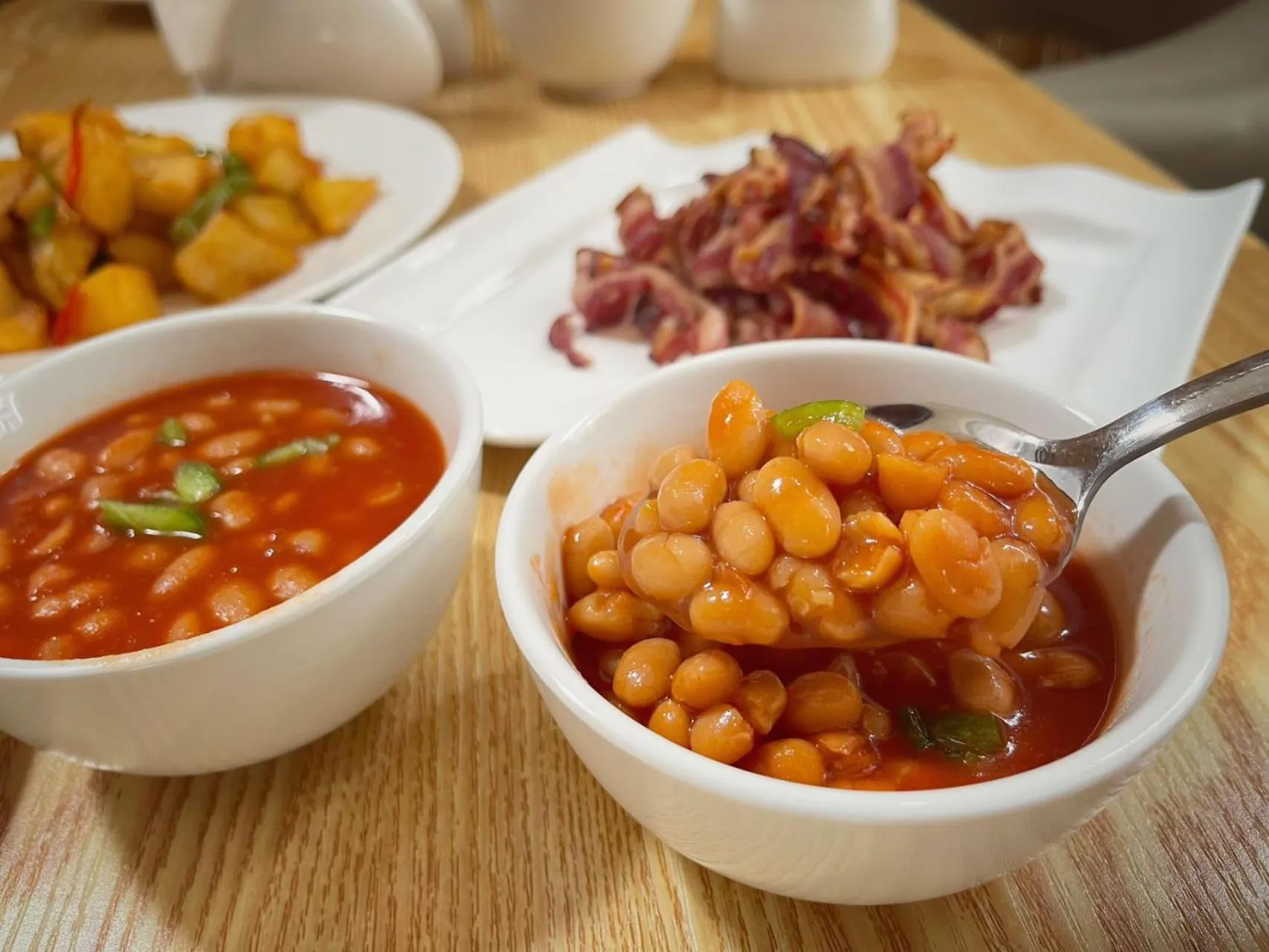 Breakfast in Elizabeth Golf Apartment by Link