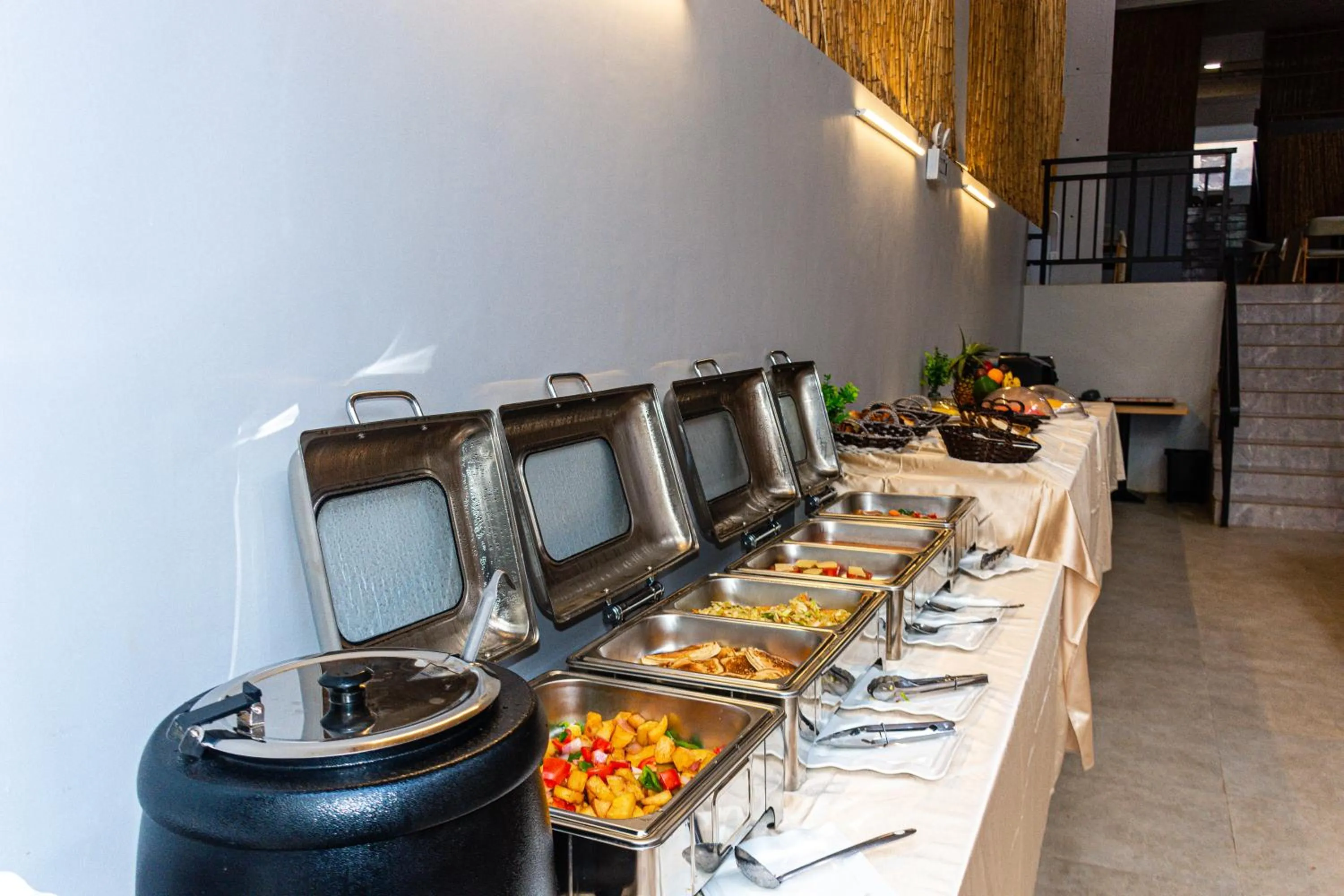 Food in Elizabeth Golf Apartment by Link