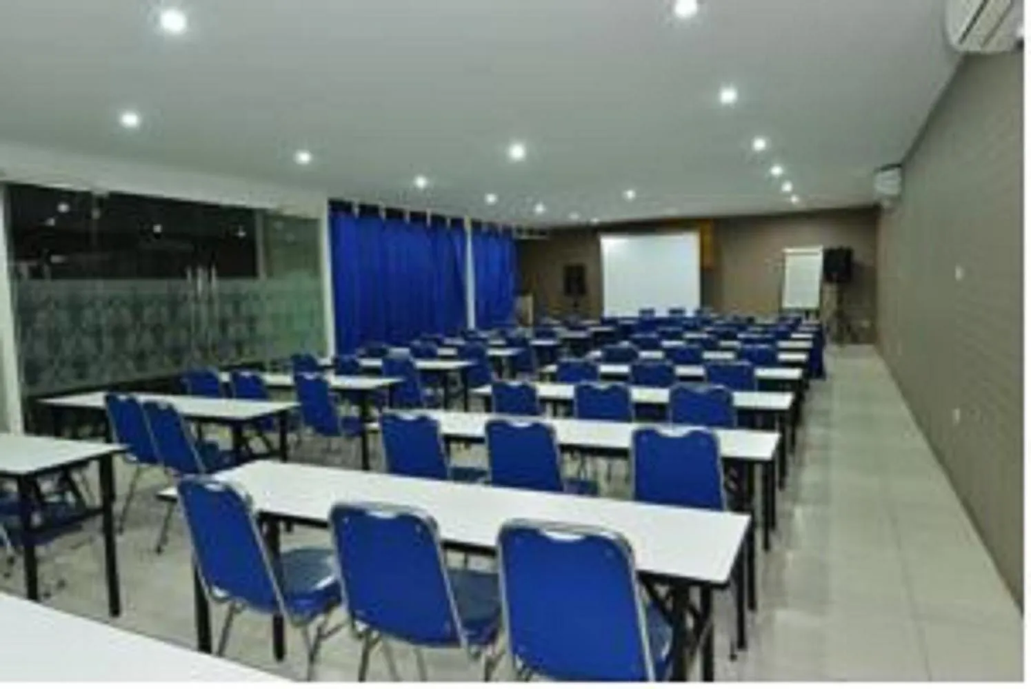 Business facilities in Anaya Hotel and Ballroom