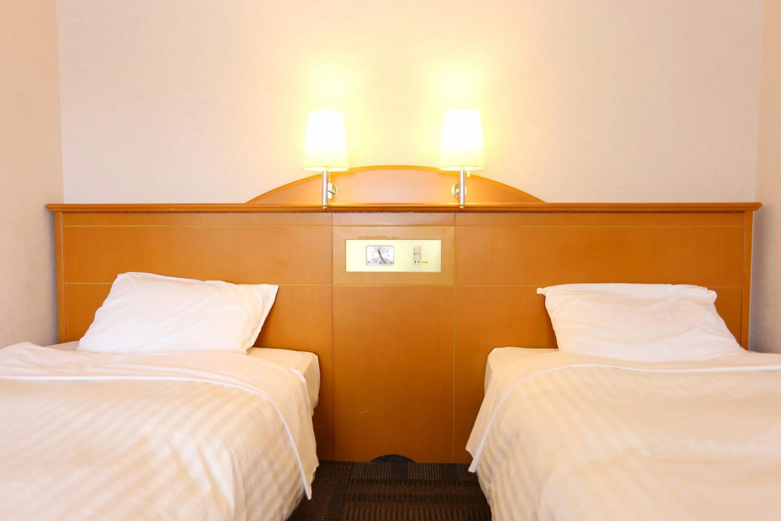 Photo of the whole room, Bed in Hotel Castle Inn Ise Meotoiwa