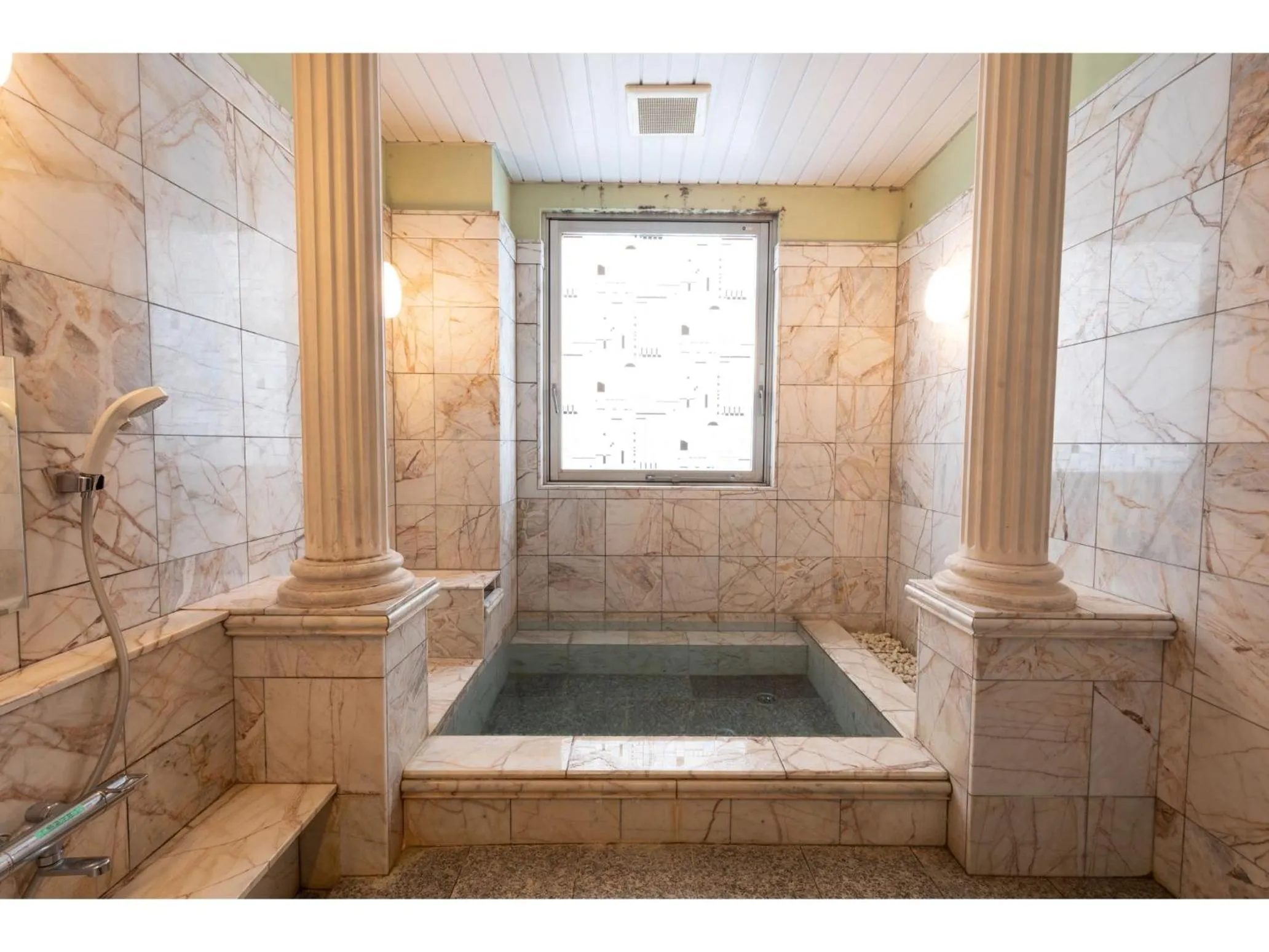 Bathroom in Hotel Castle Inn Tsu