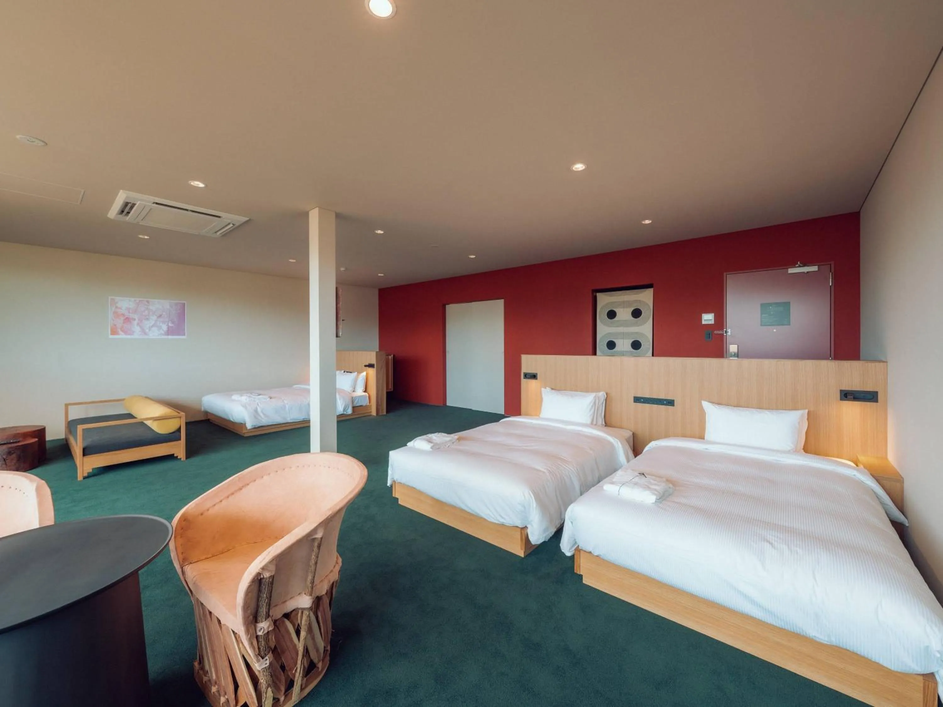 Photo of the whole room, Bed in Hatago Vison