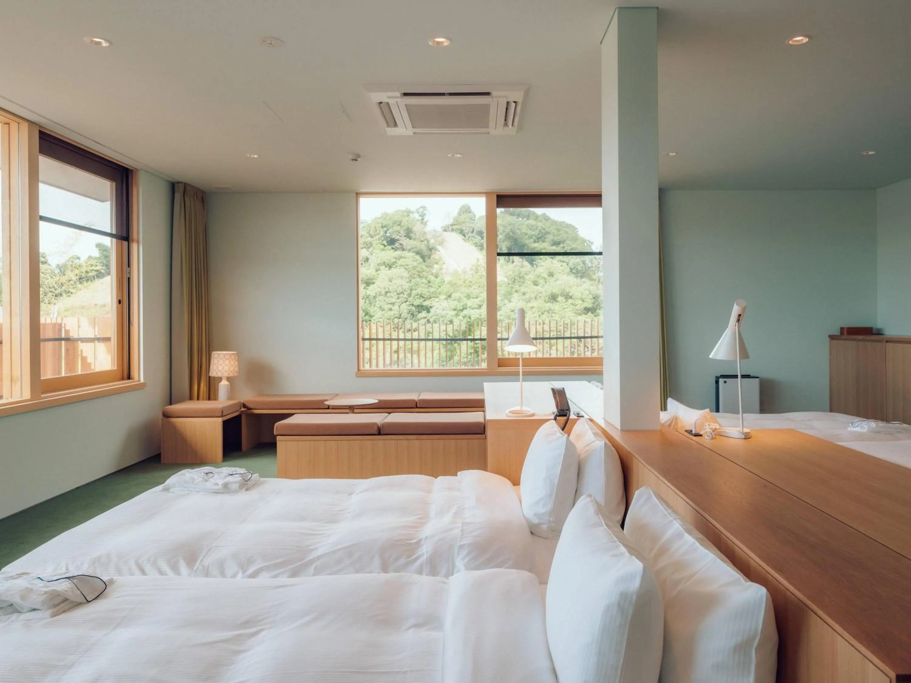Photo of the whole room, Bed in Hatago Vison