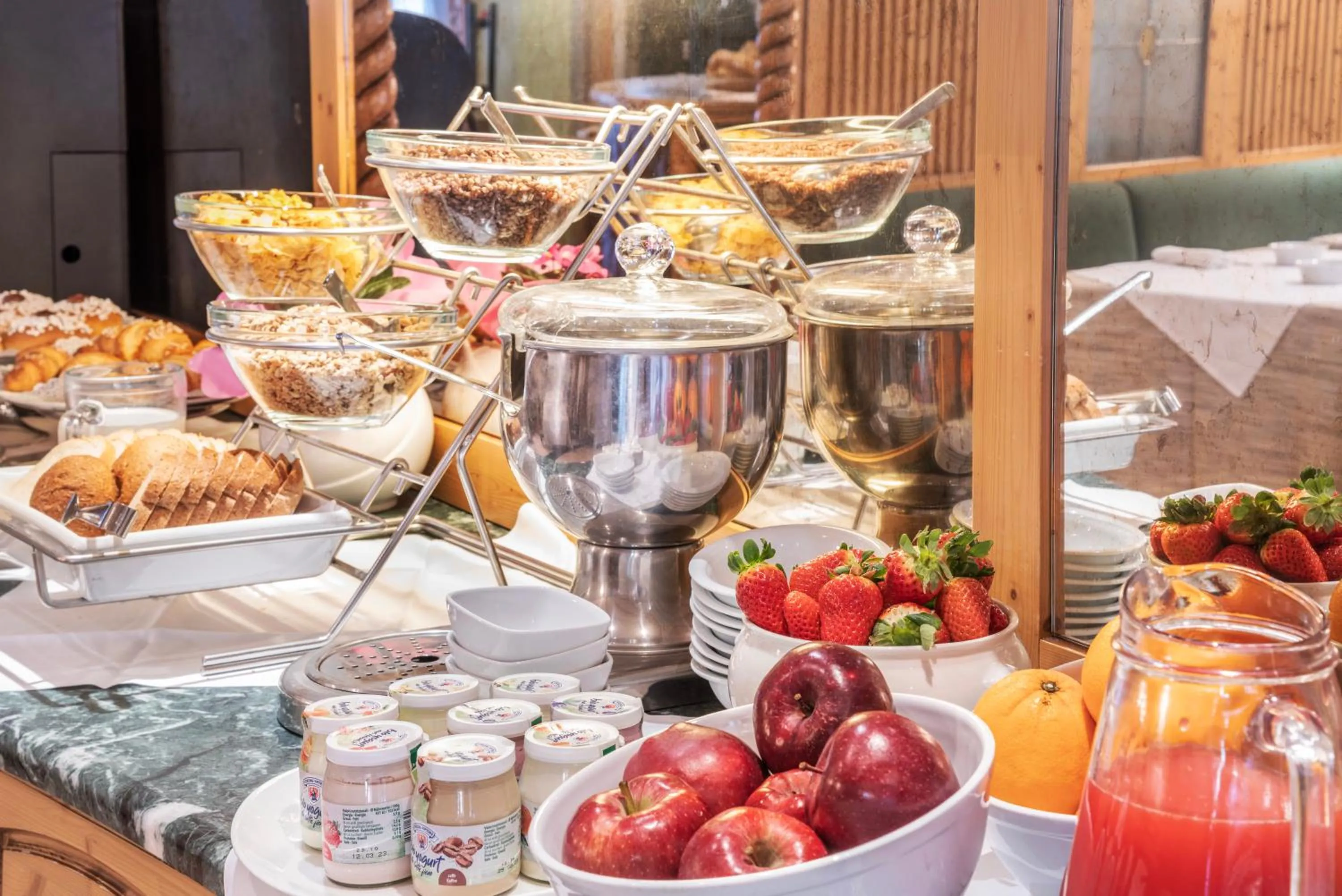 Food and drinks in Hotel Relais Orsingher