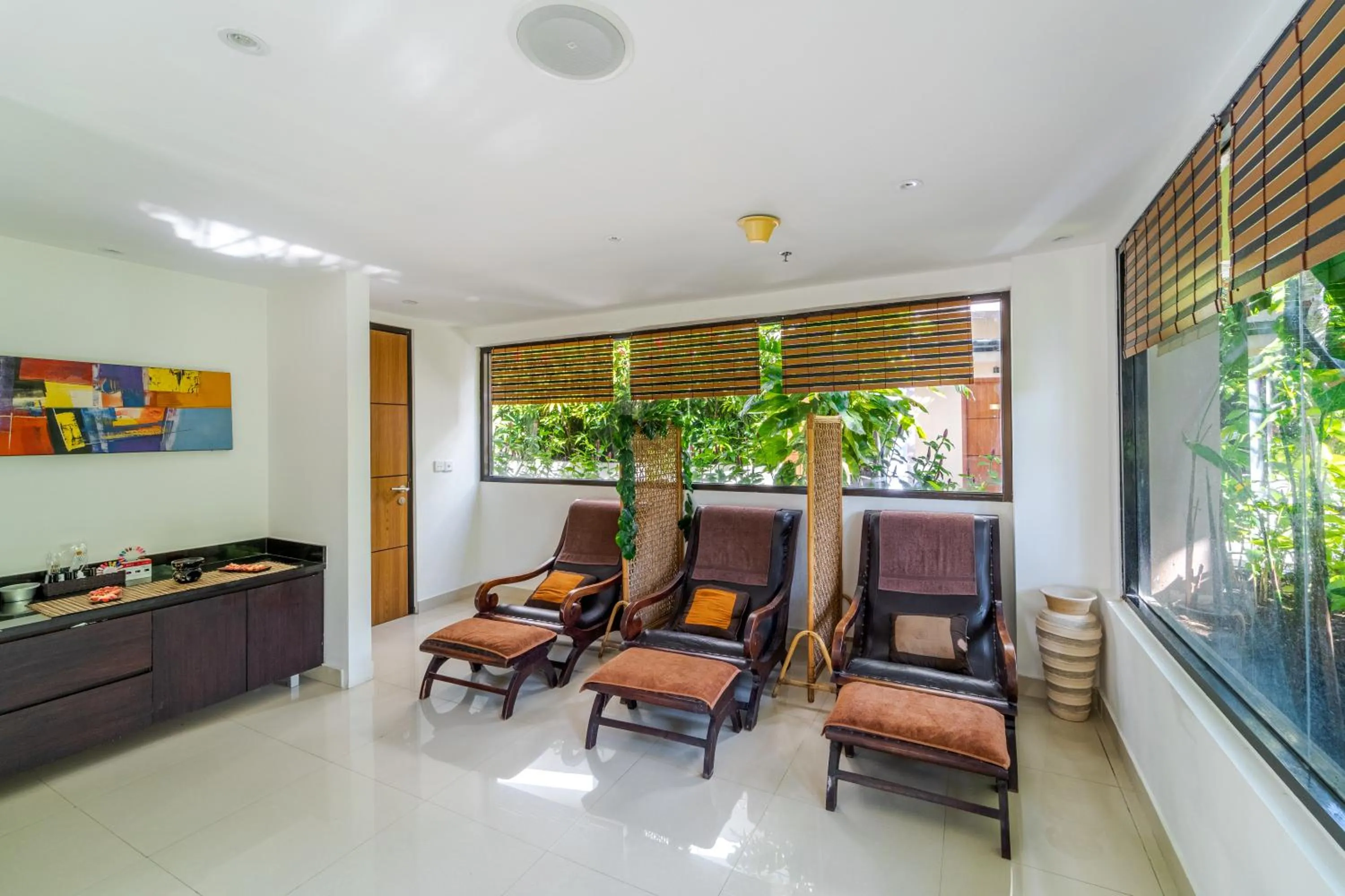 Spa and wellness centre/facilities in Cross Vibe Paasha Atelier Bali Kuta