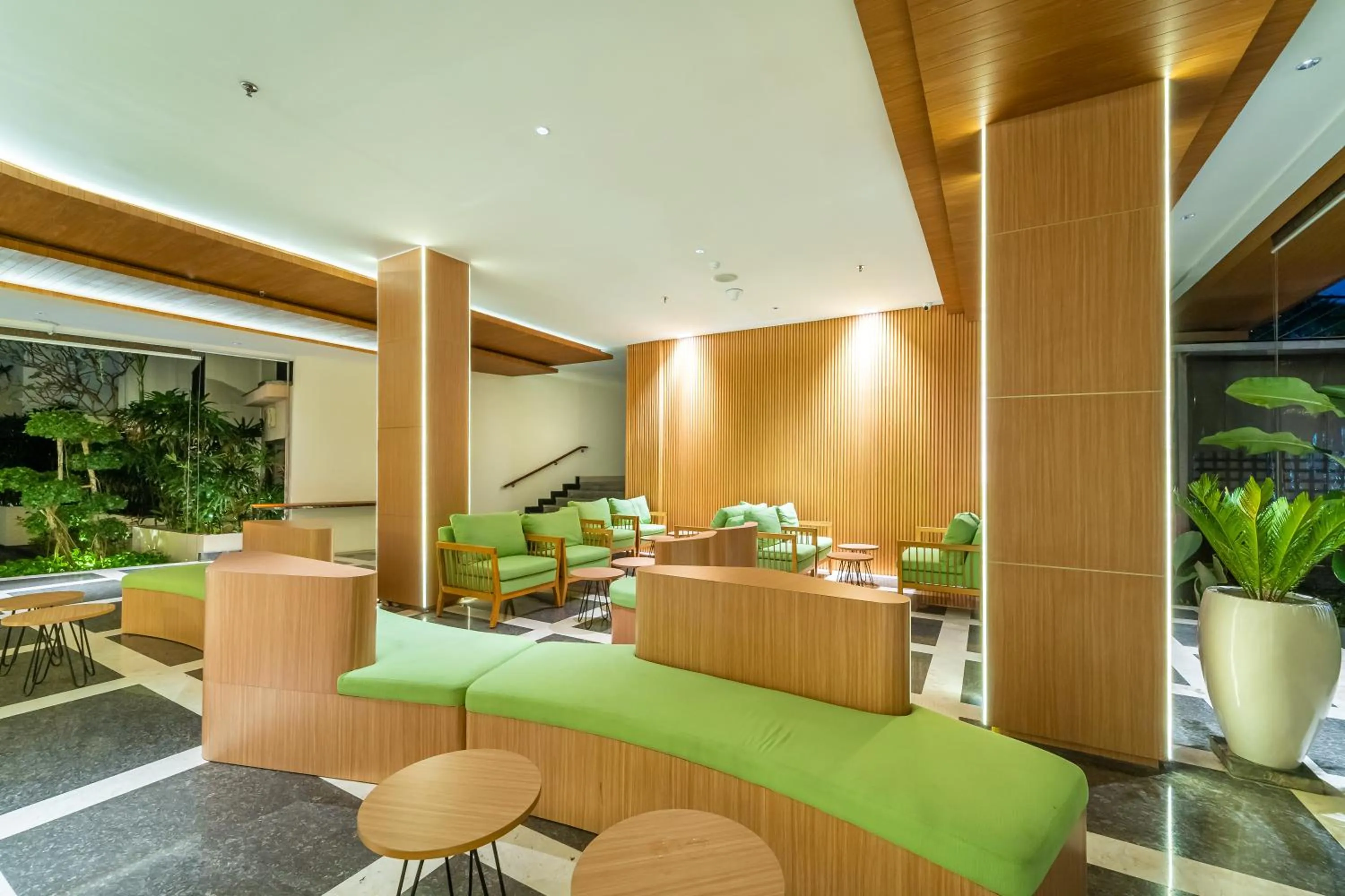 Lobby or reception in Cross Vibe Paasha Atelier Bali Kuta