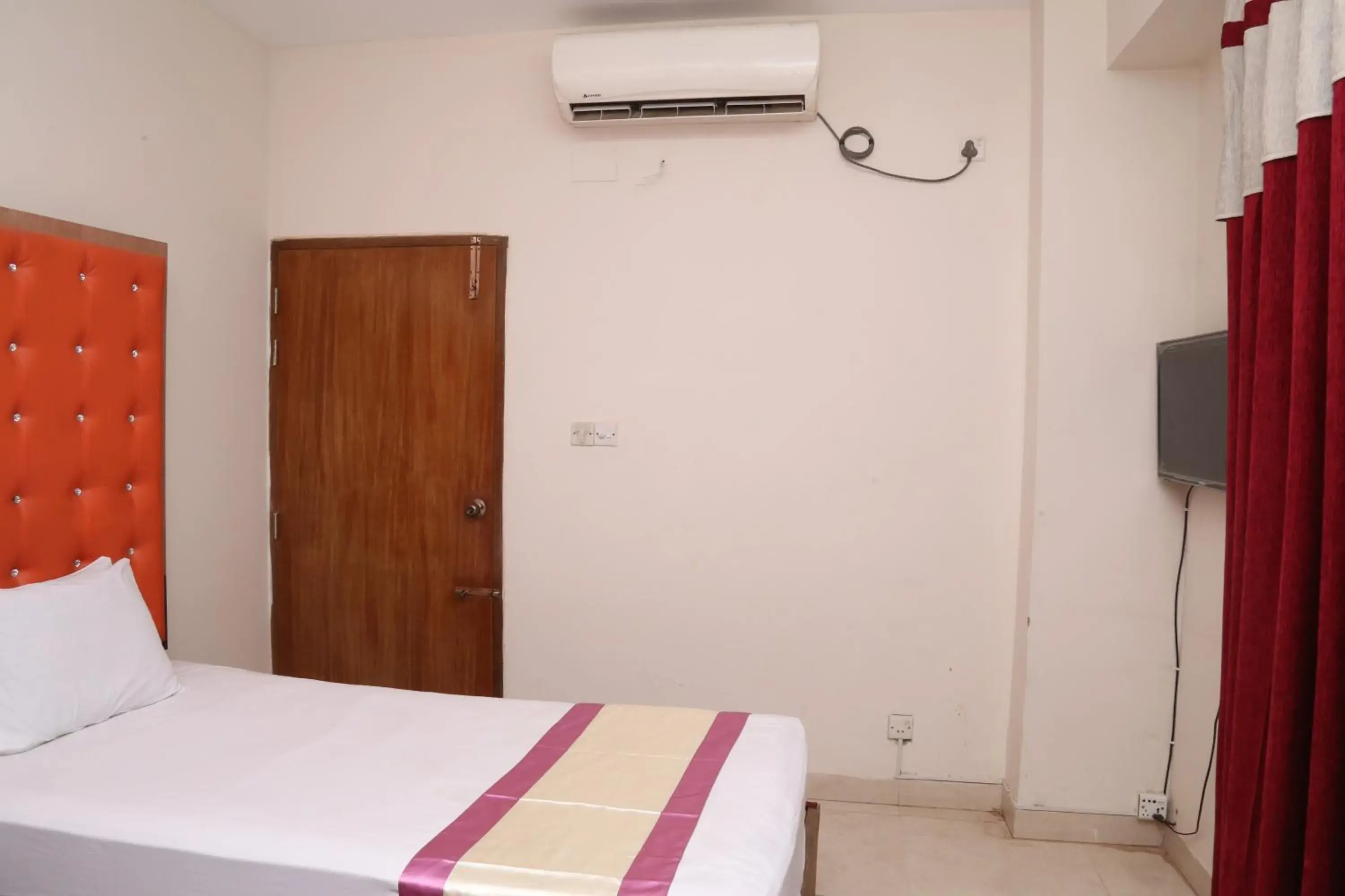 Deluxe Twin Room in Platinum Hotel Ltd Deluxe Twin Room in Platinum Hotel Ltd