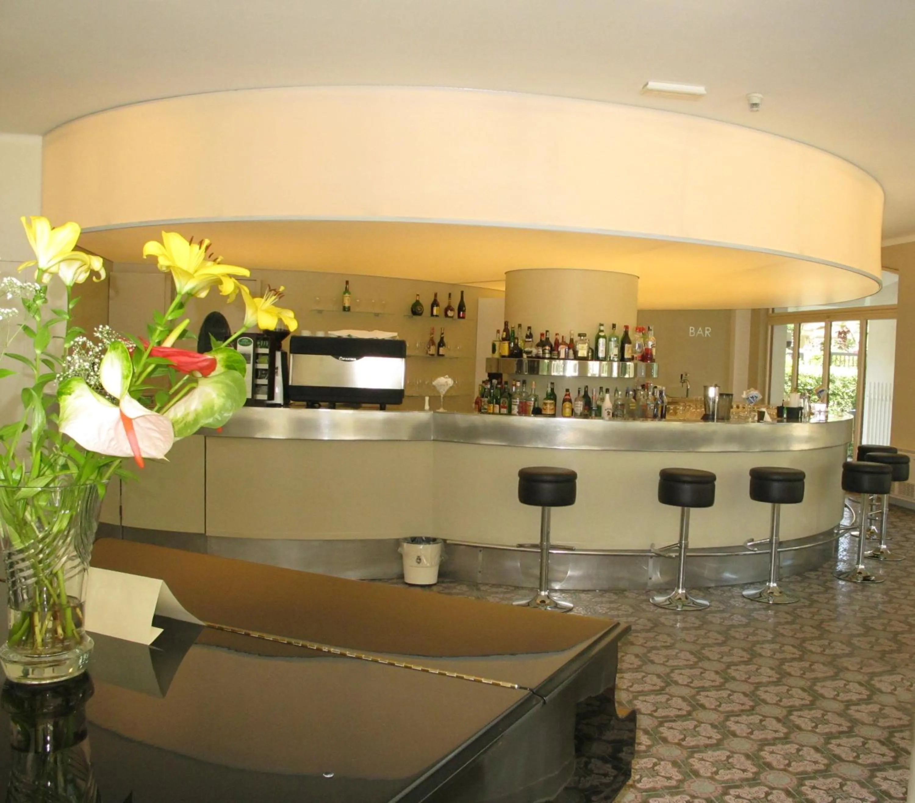 Lounge or bar in Grand Hotel Don Juan