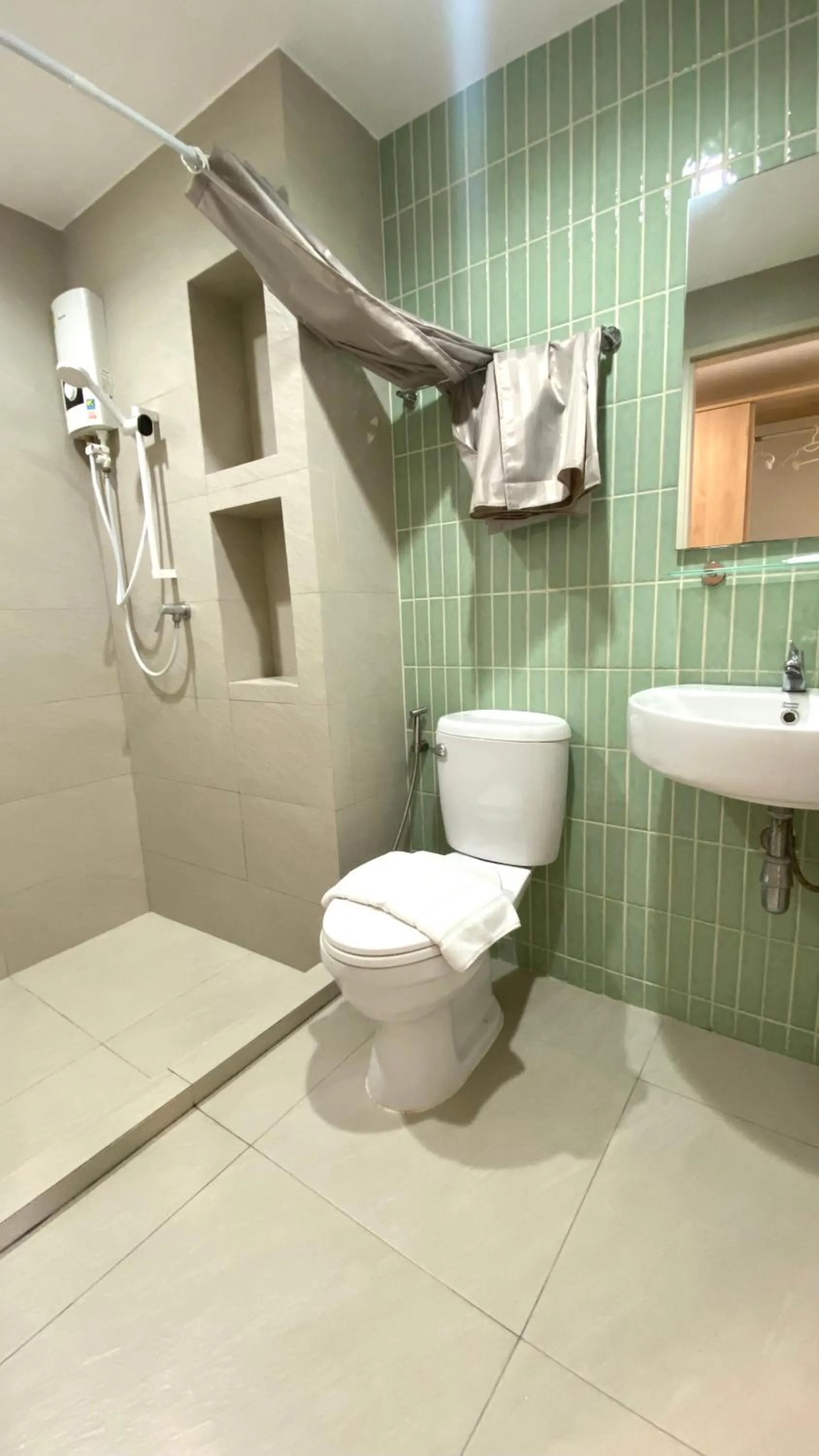 Bathroom in POP Heritage Residence