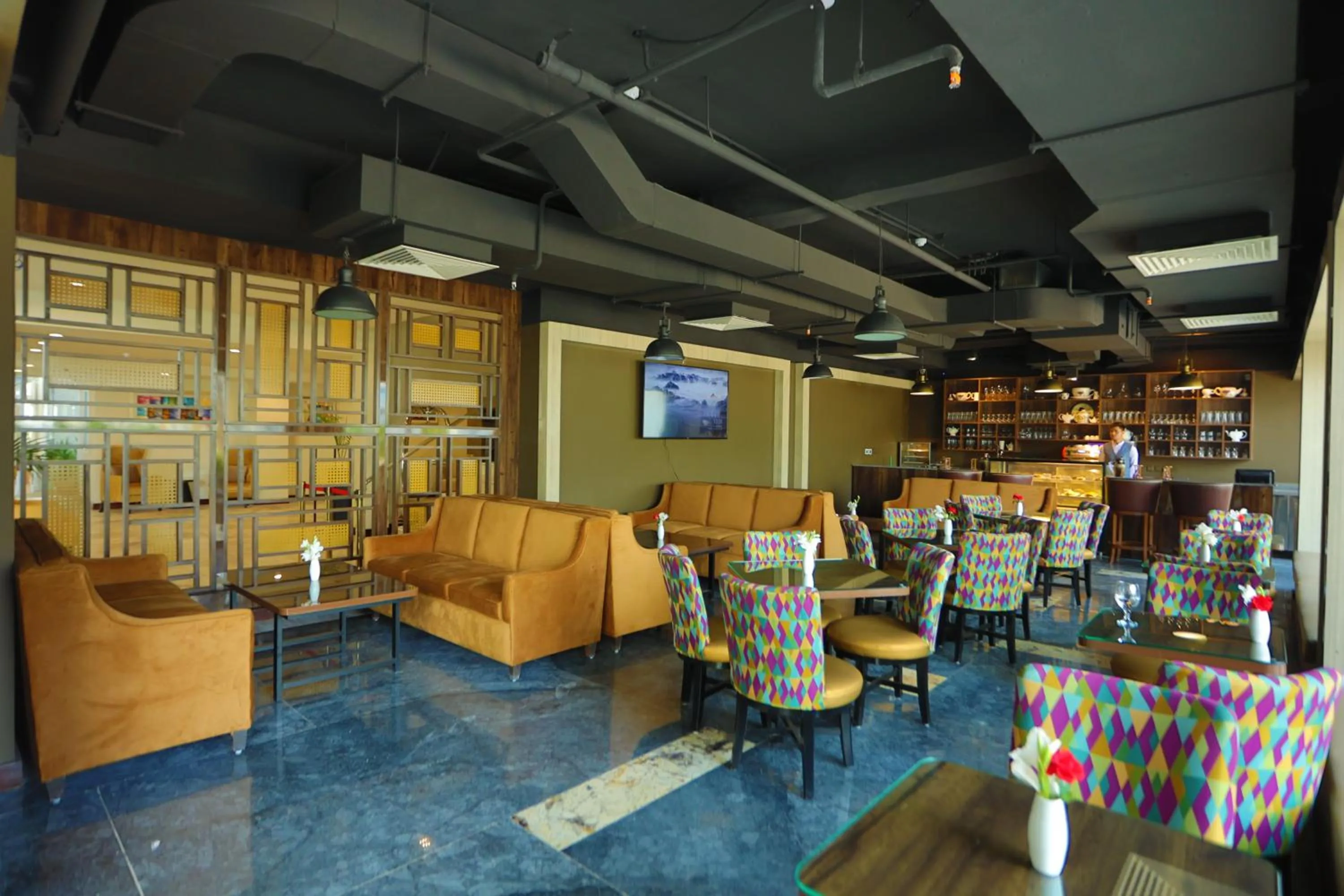 Restaurant/places to eat in IFQ Hotel & Resort Islamabad