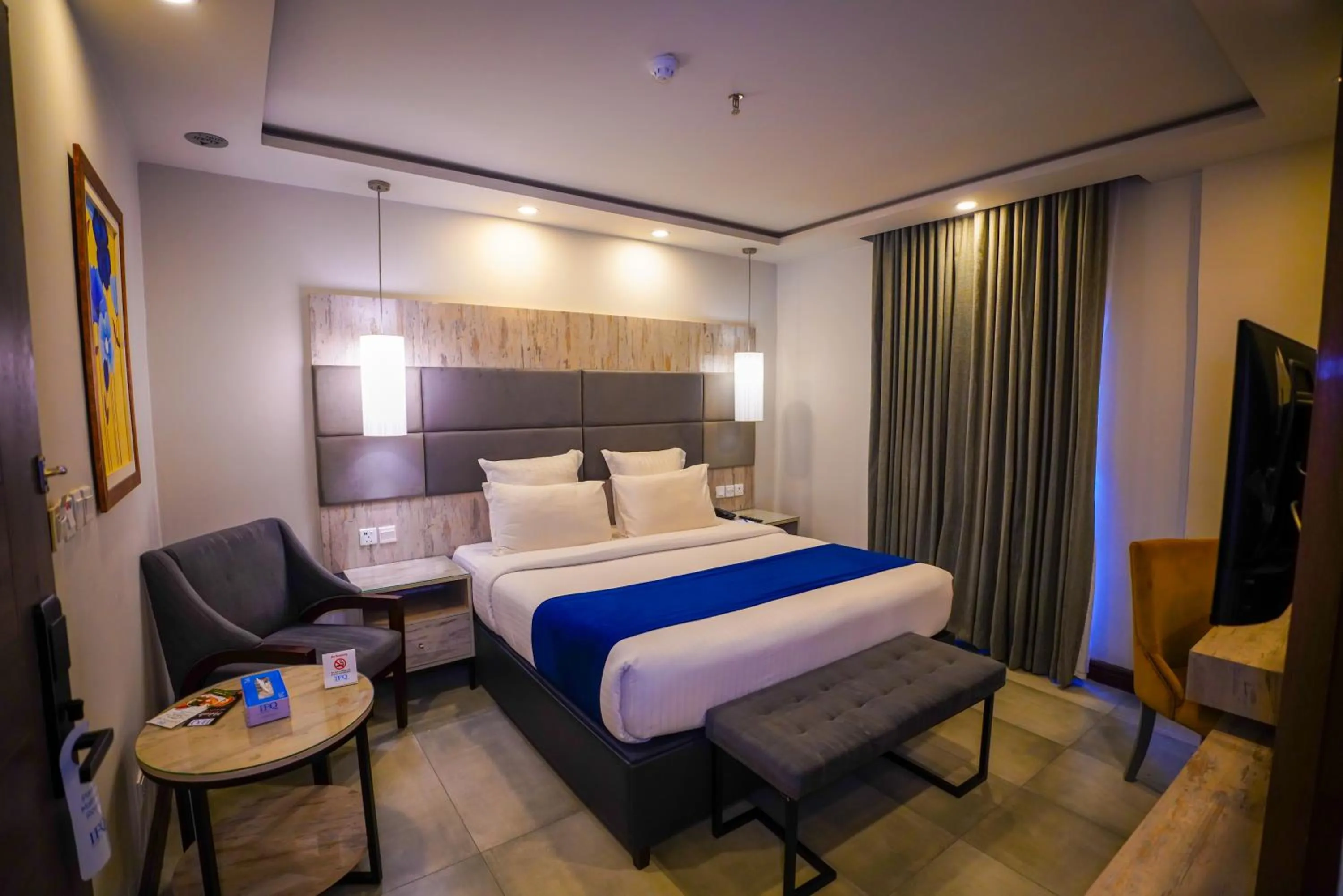 Property building, Bed in IFQ Hotel & Resort Islamabad