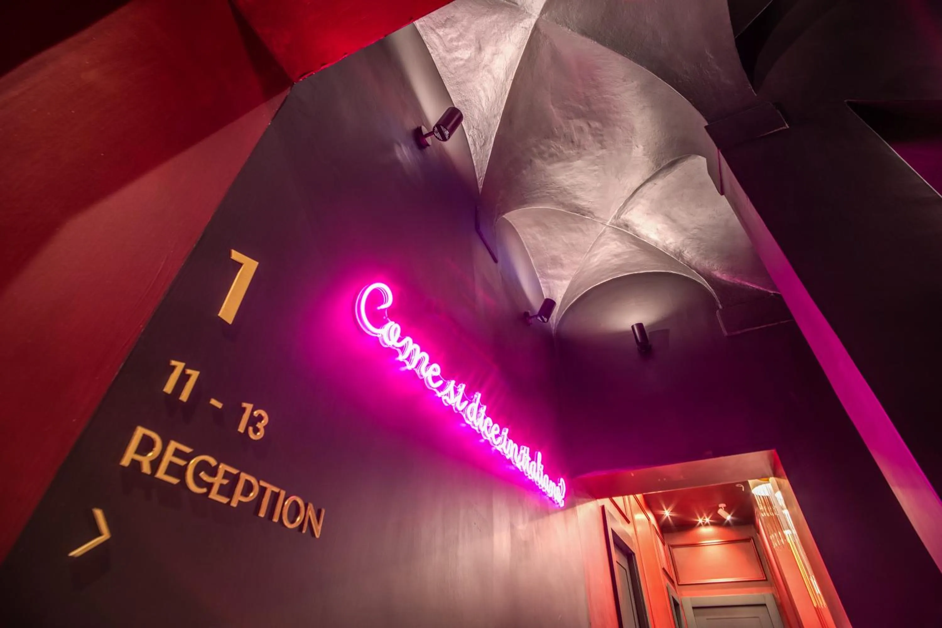 Facade/entrance in Palazzetto Trevi