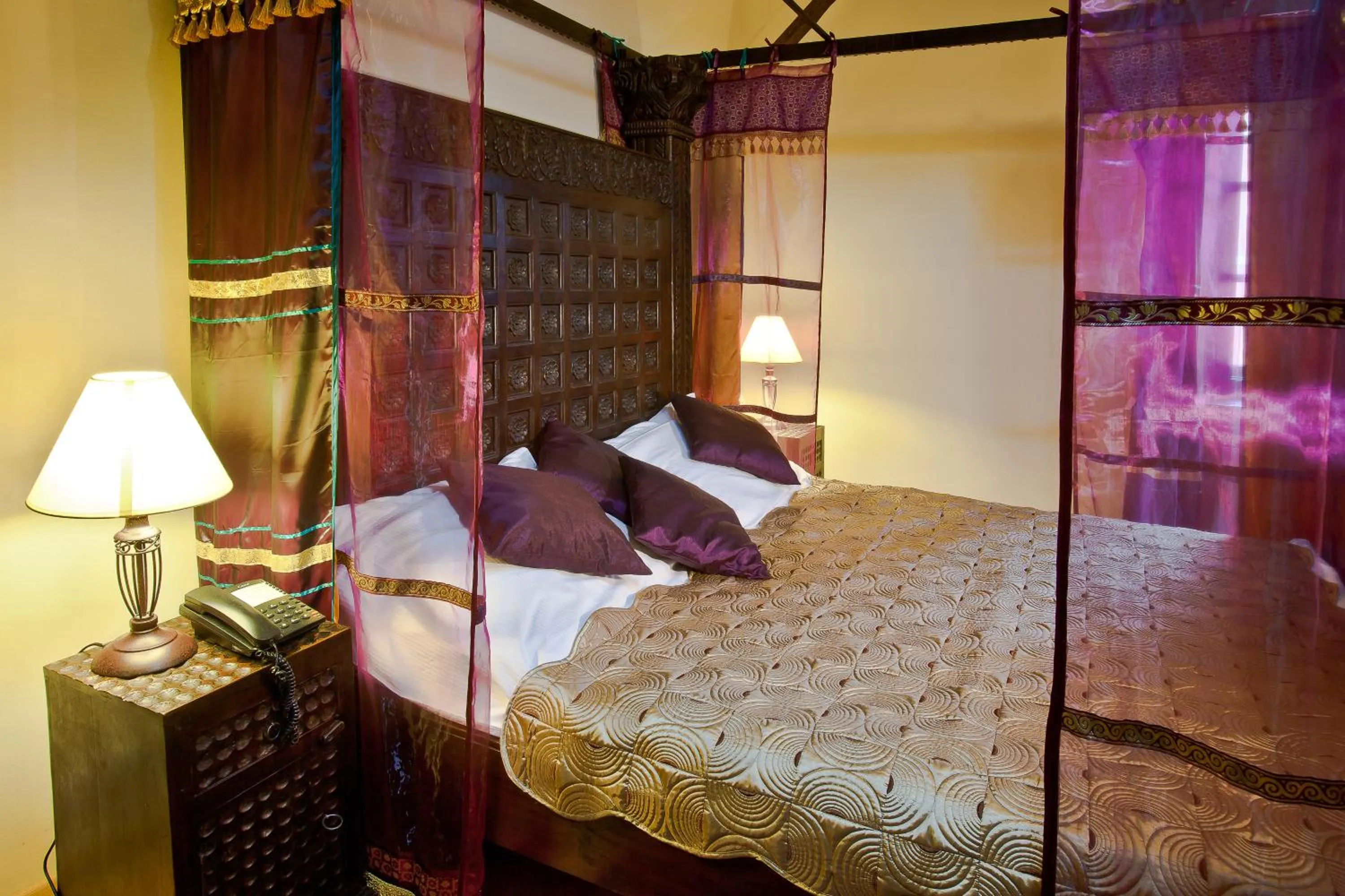 Bed in Castle Inn