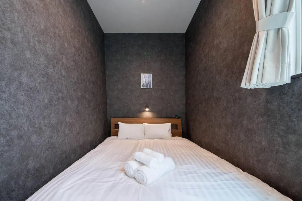 Bed in The PLAZA HOTEL S4W12