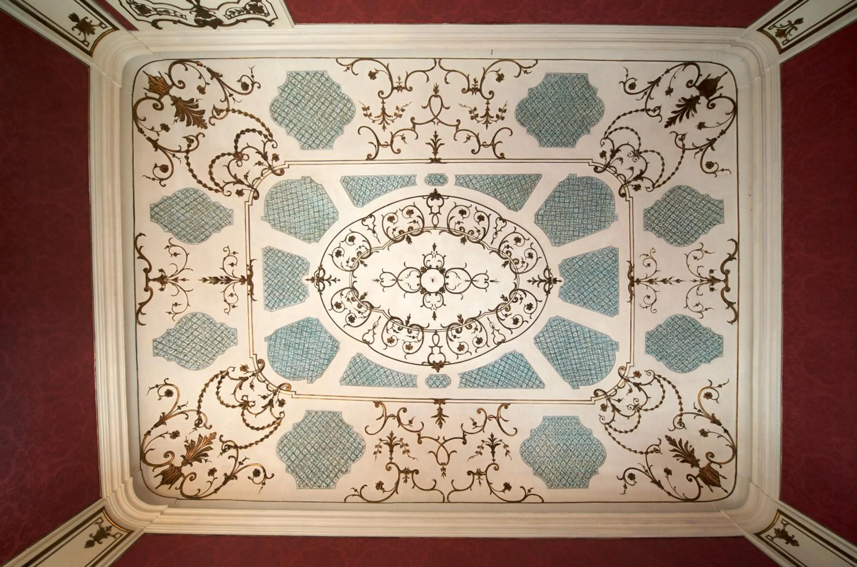 Decorative detail in Palazzo Tucci Residenza d'epoca