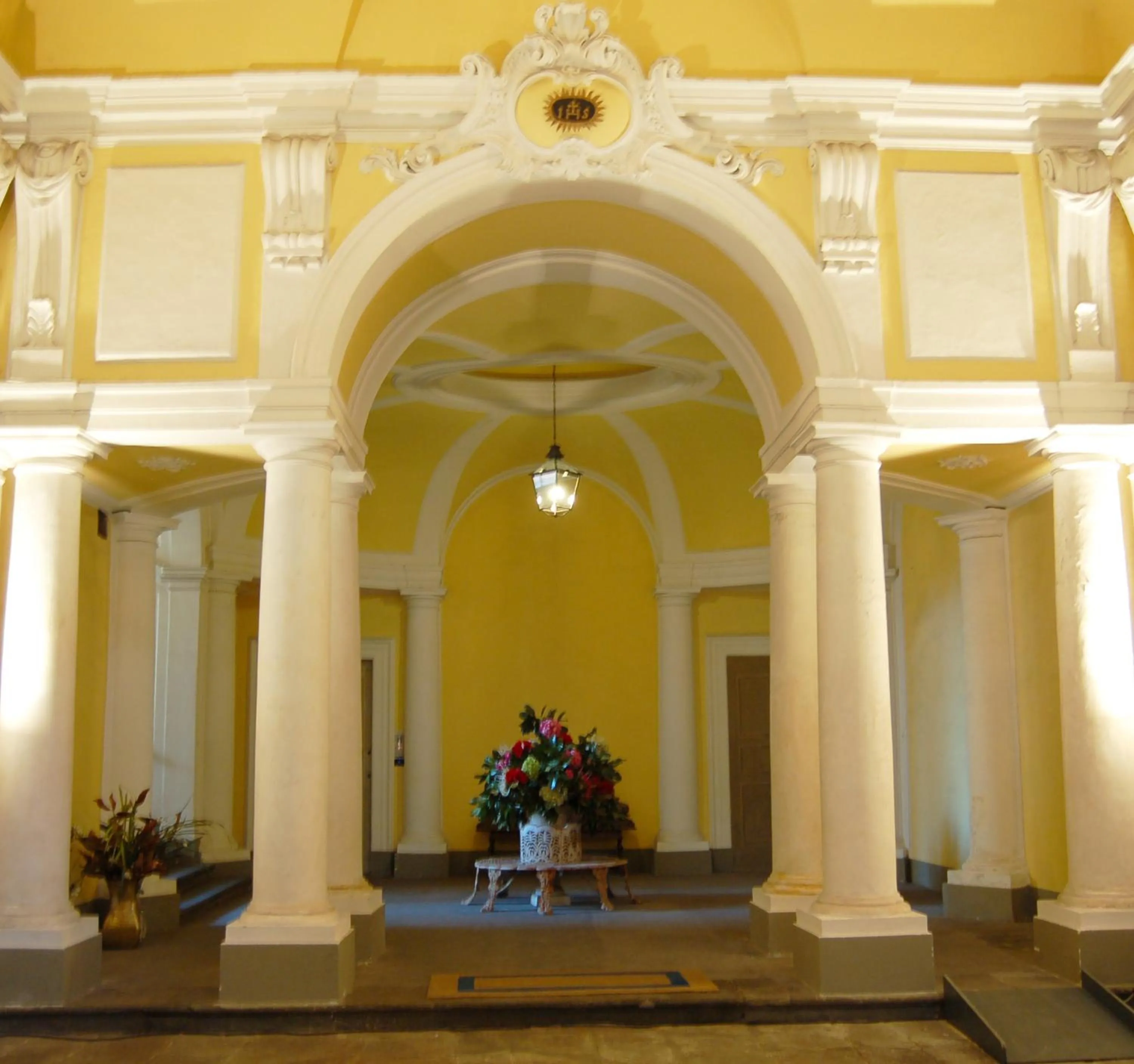 Decorative detail in Palazzo Tucci Residenza d'epoca