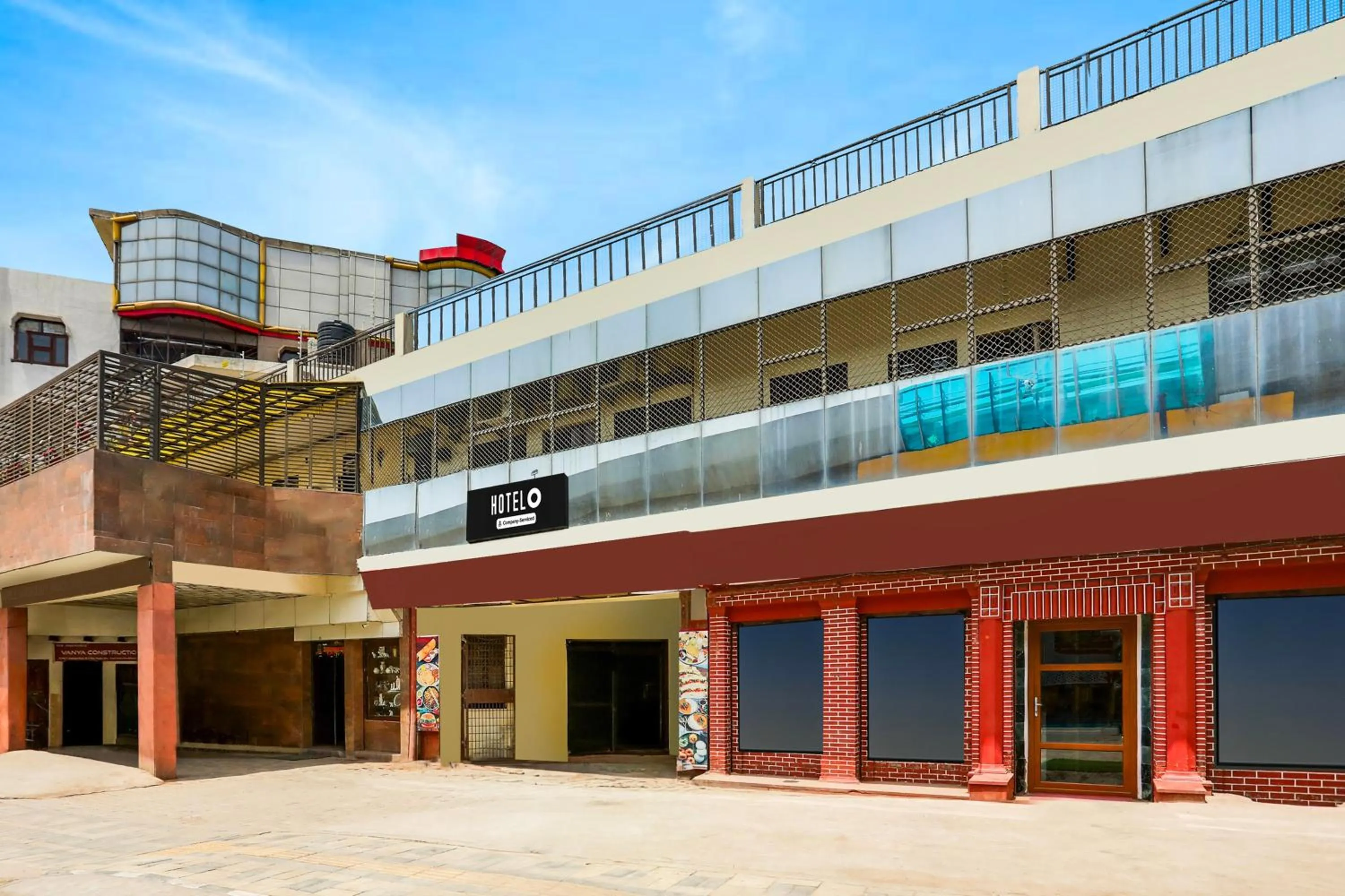 Facade/entrance in Super Hotel O Tajganj Near Taj Mahal West Gate