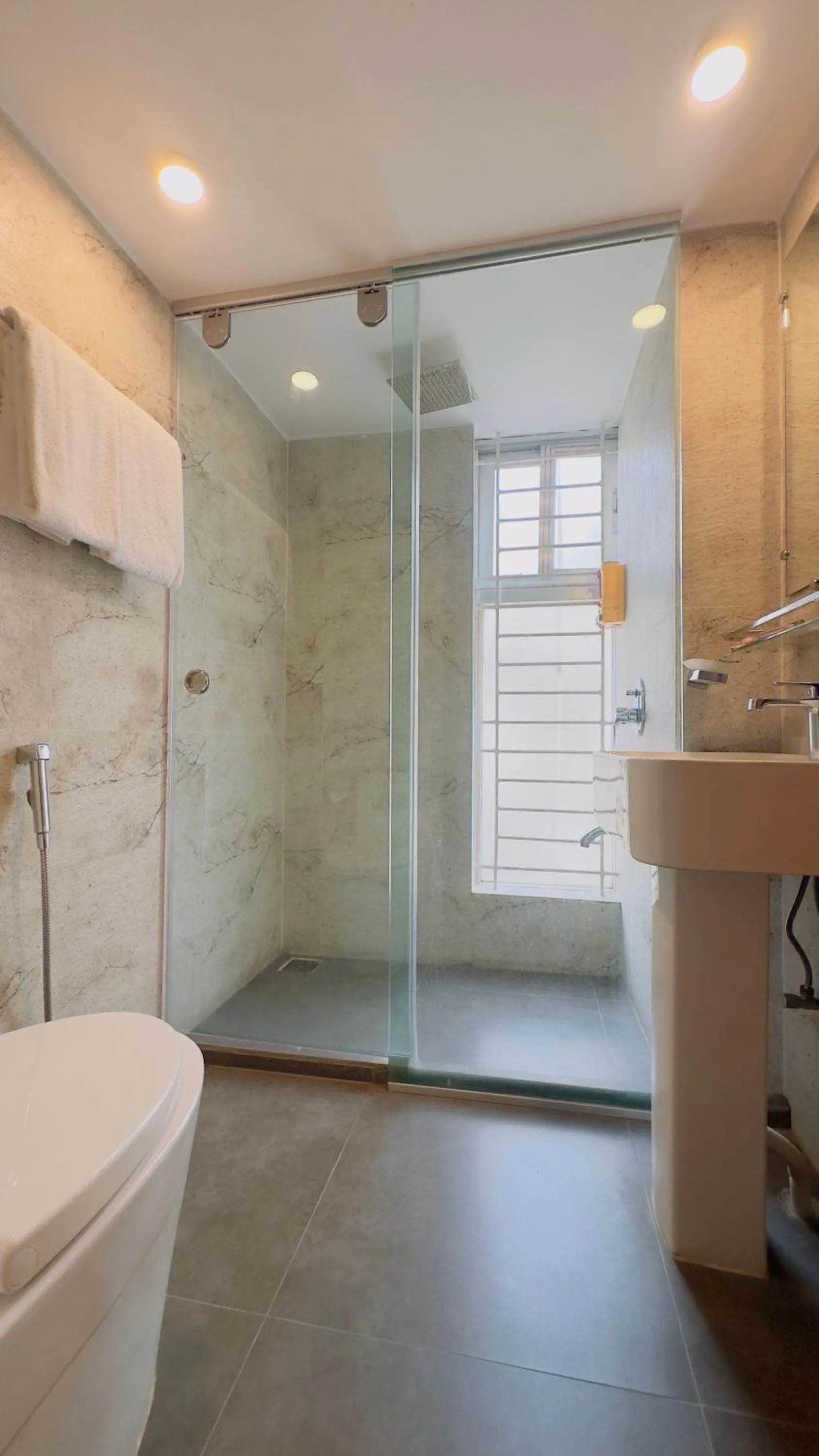 Priyo Nibash Stylish Residential Hotel