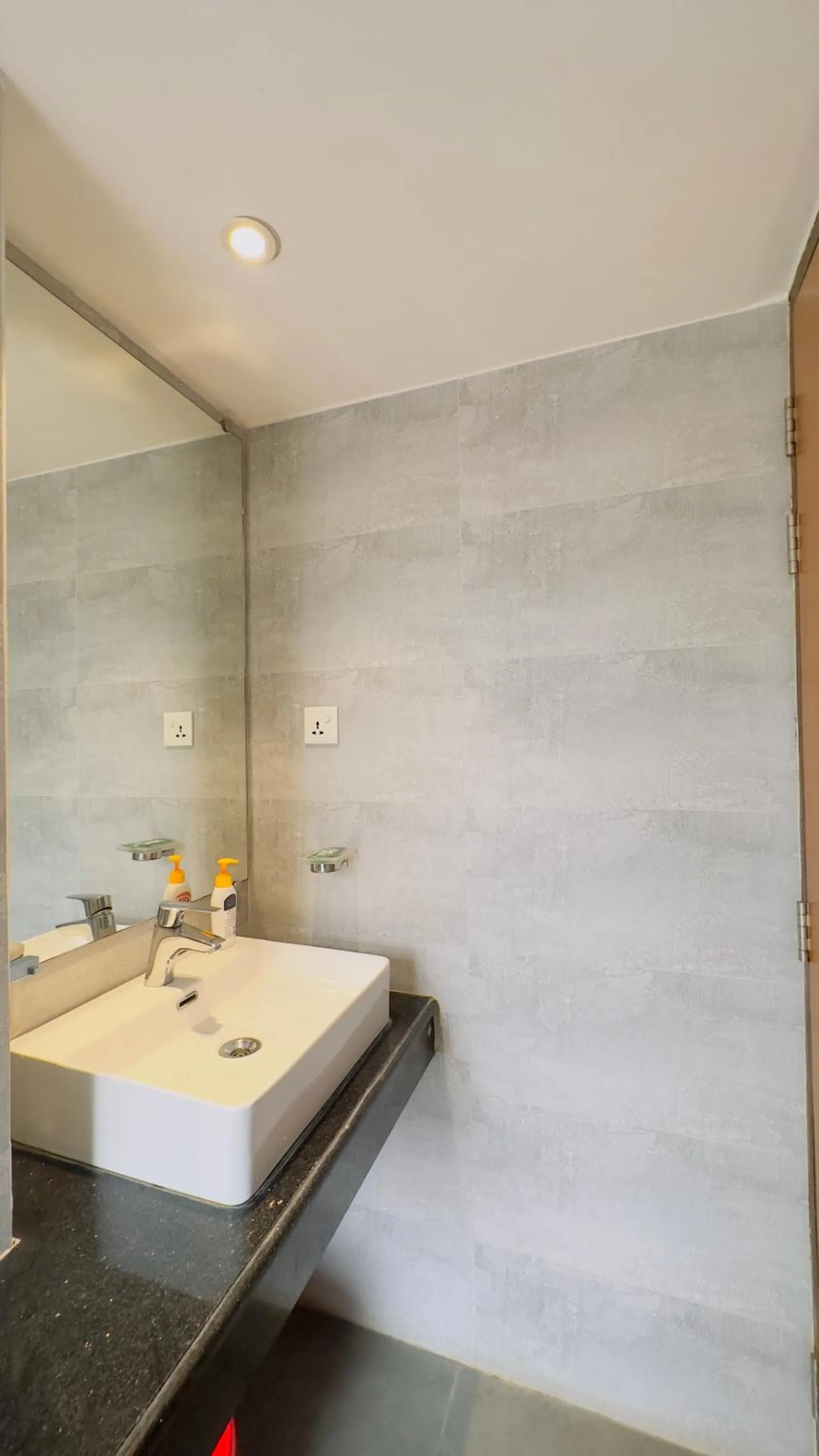 Priyo Nibash Stylish Residential Hotel