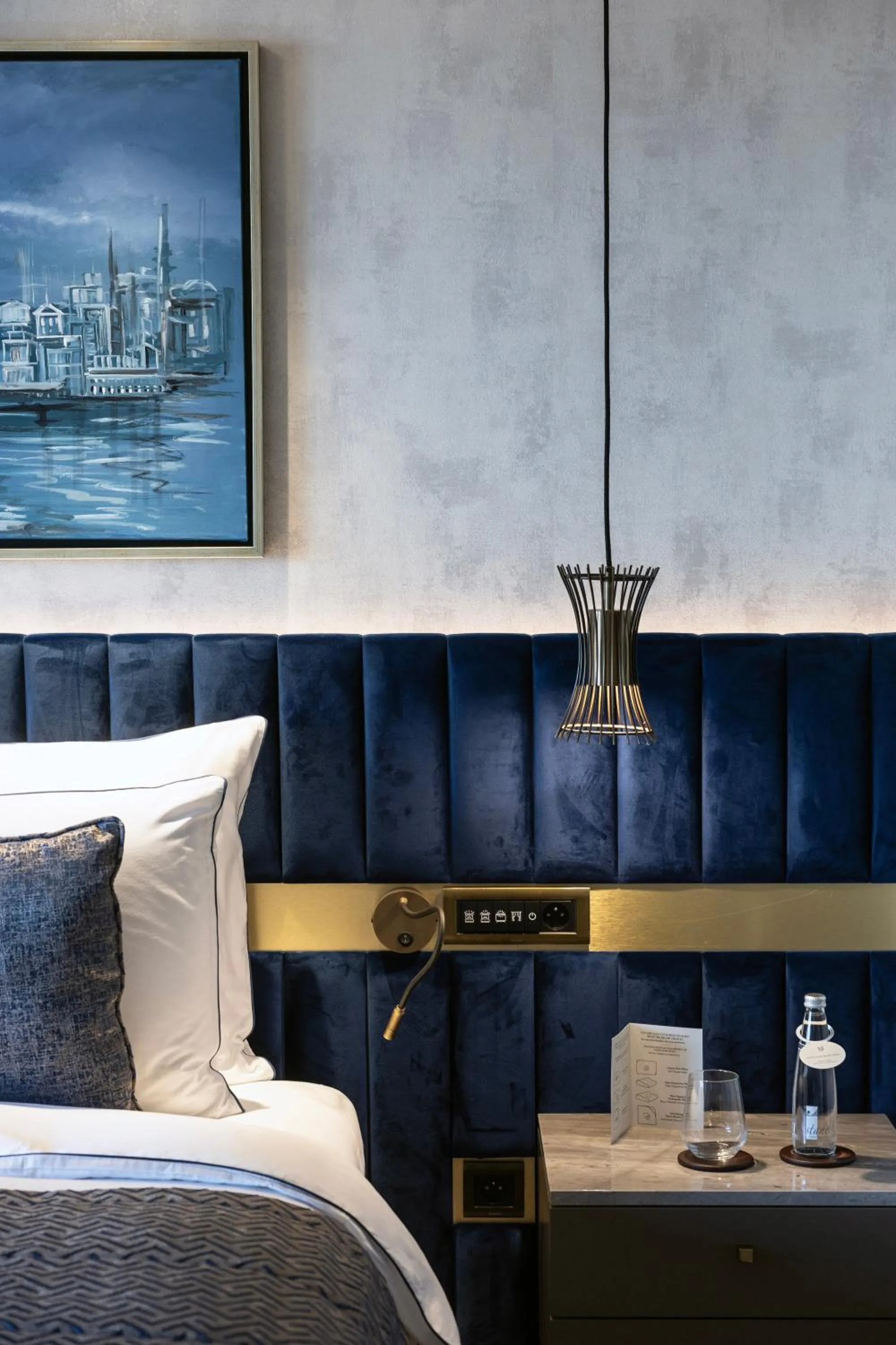 Bedroom, Bed in The Maestro Hotel