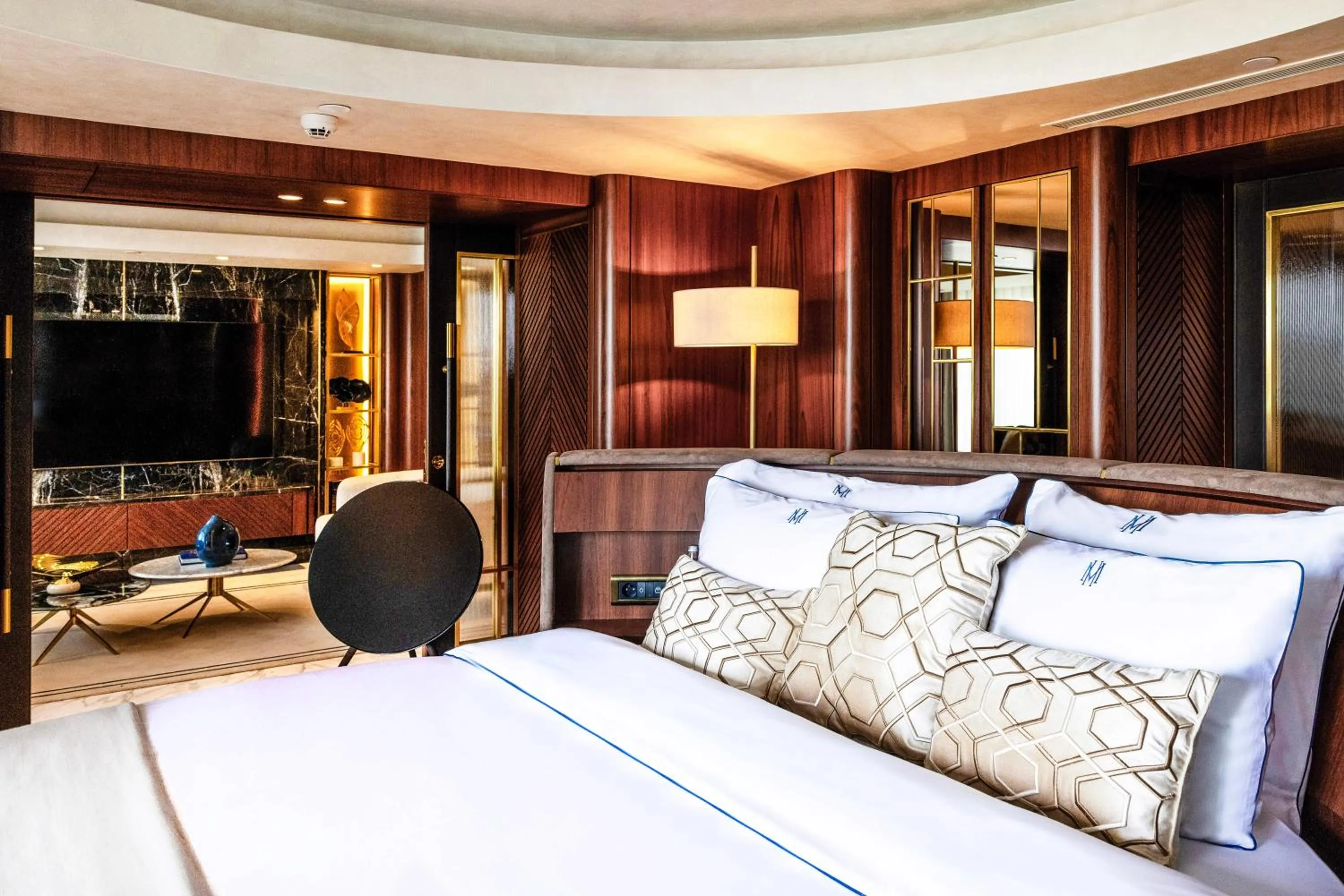 Bedroom, Bed in The Maestro Hotel