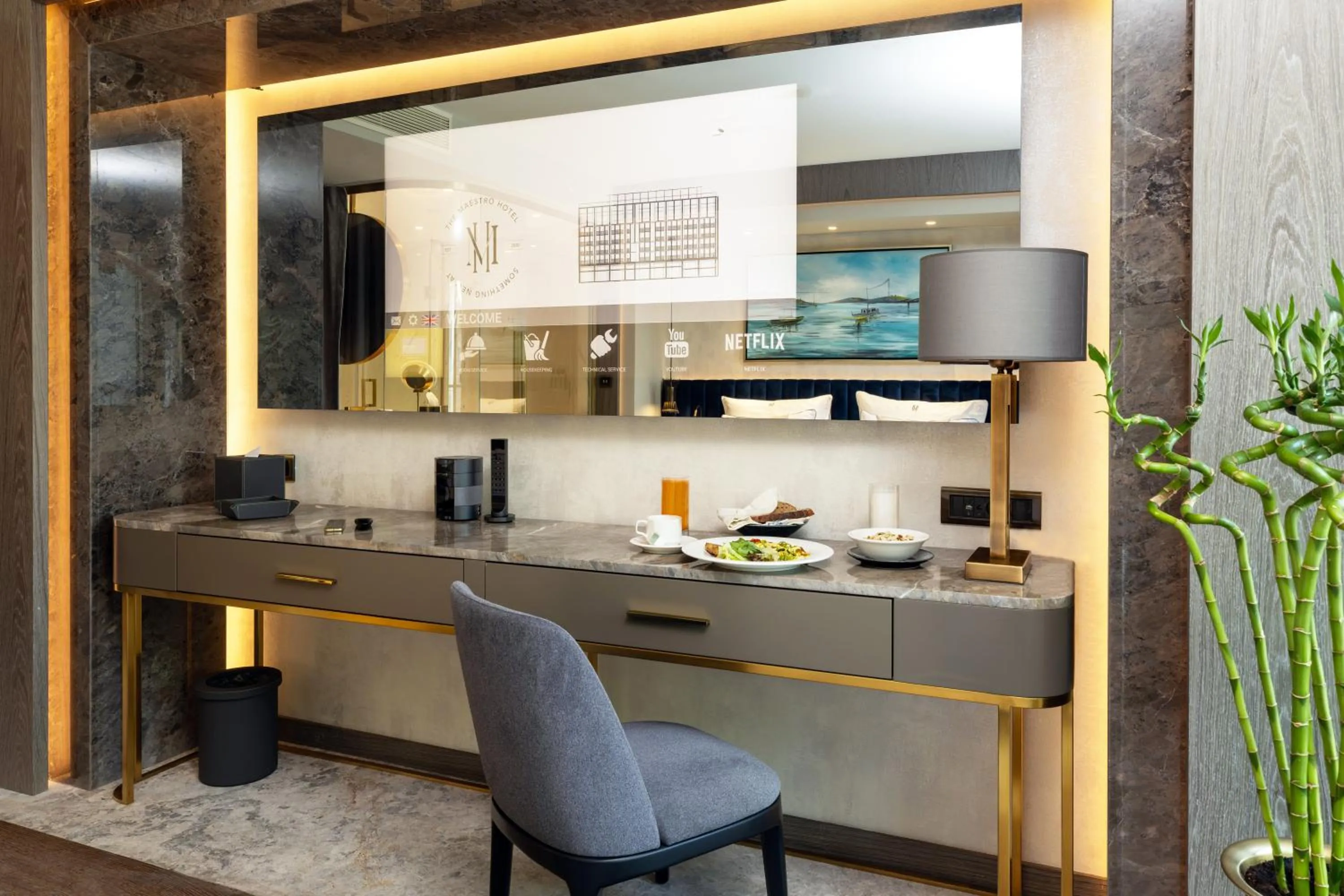 Food and drinks in The Maestro Hotel