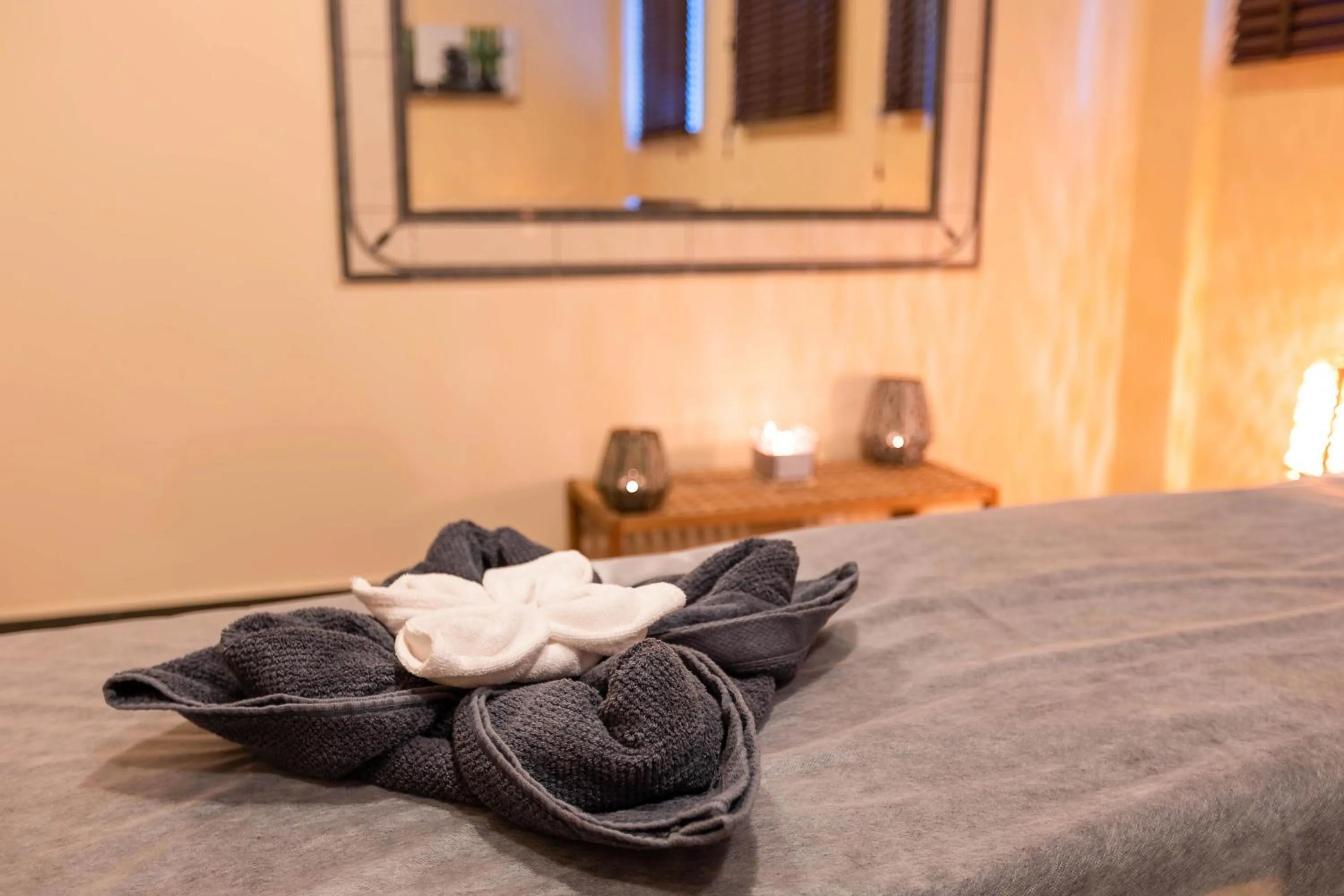 Massage, Bed in Hotel Kudowa Manufaktura Relaksu