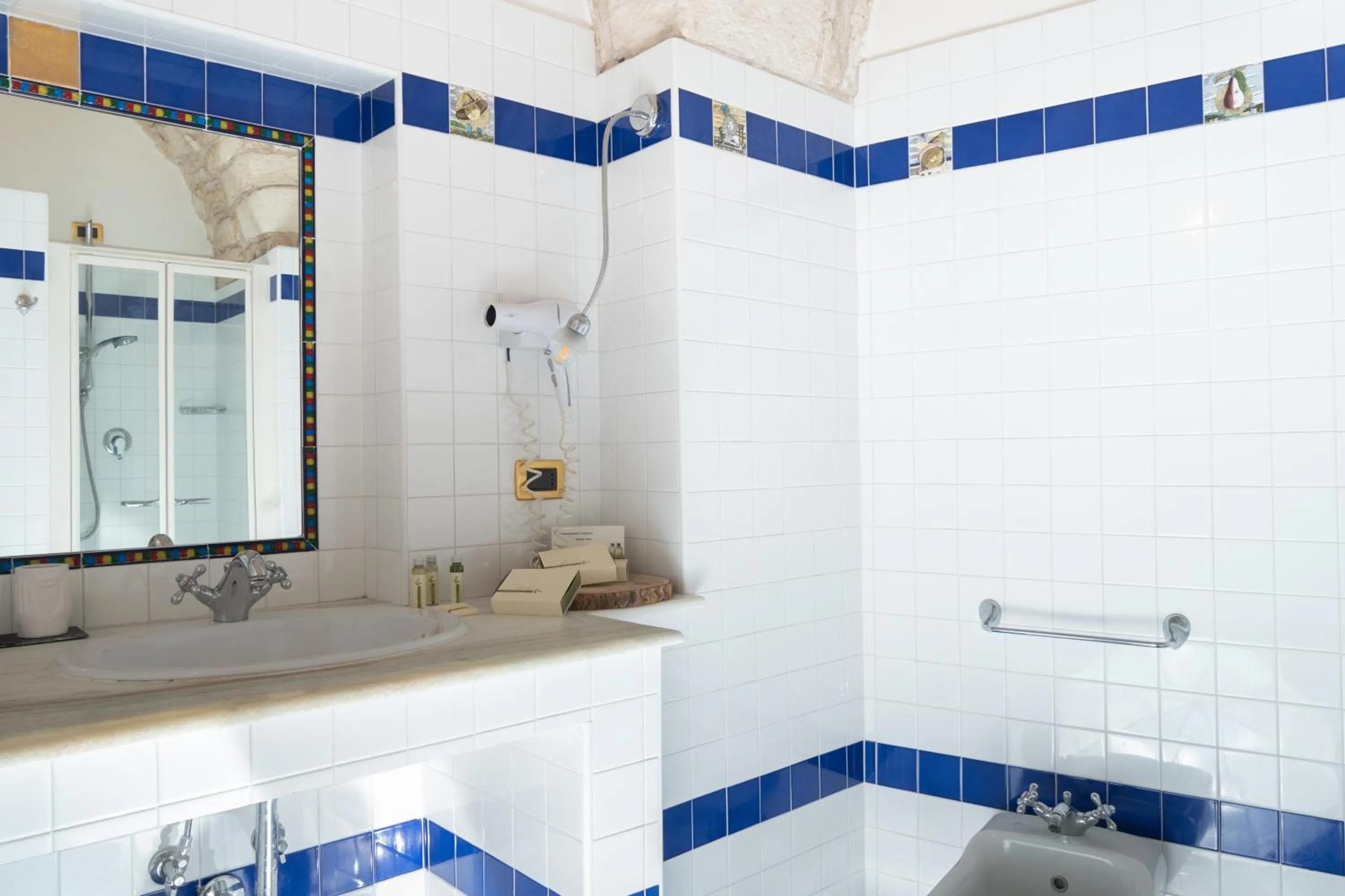 Bathroom in S. Martin Hotel