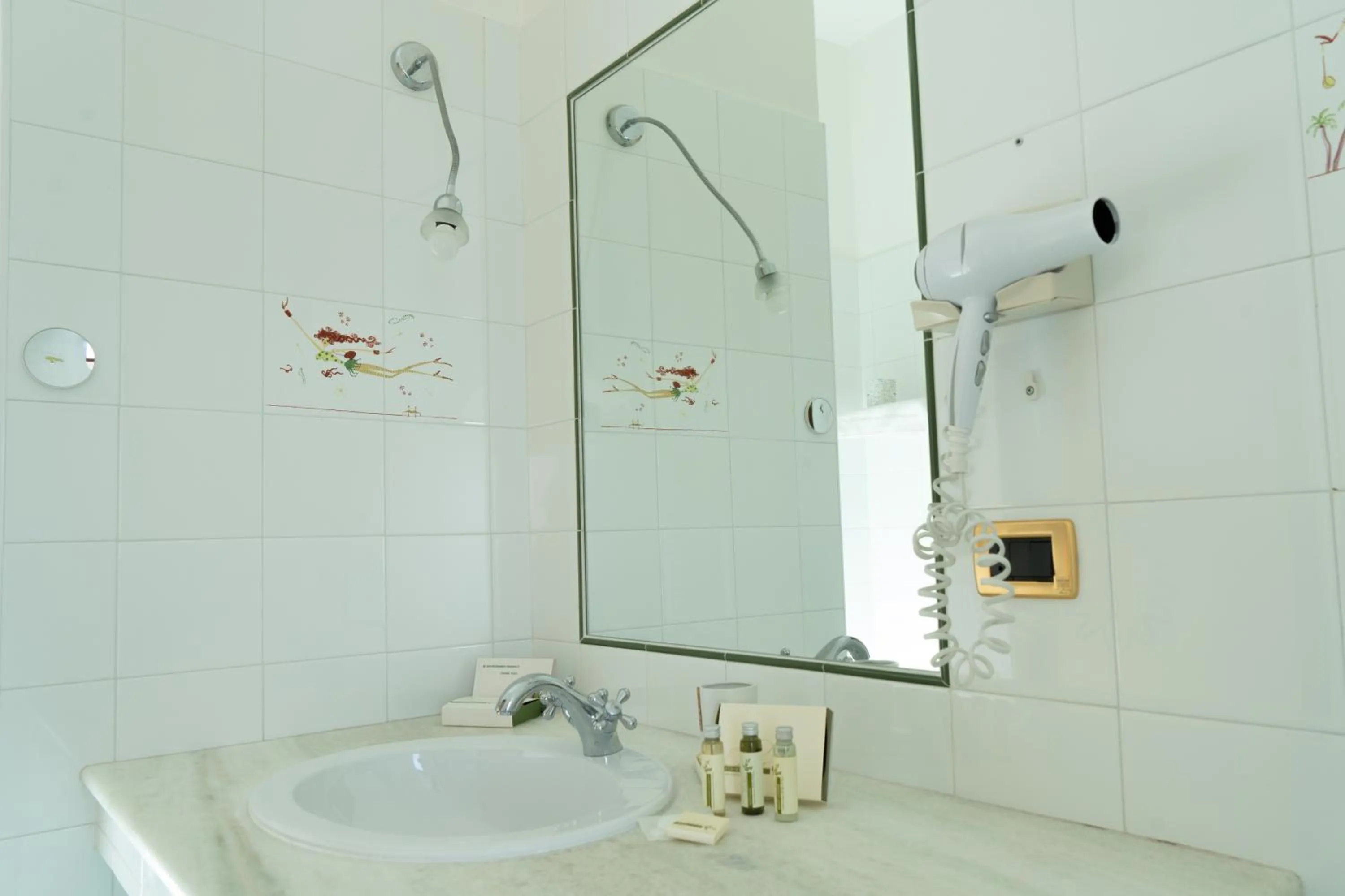 Bathroom in S. Martin Hotel