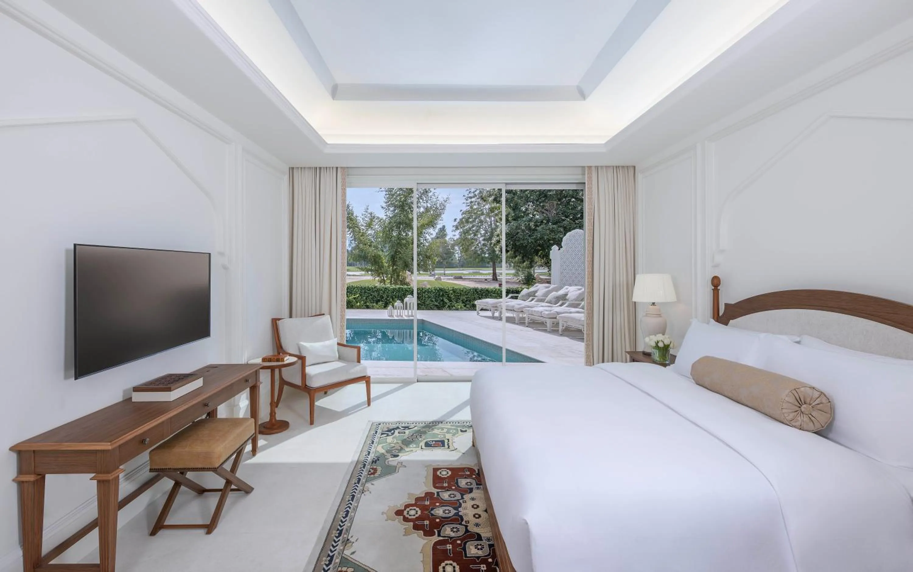 Bedroom, Bed in The Chedi Katara Hotel & Resort