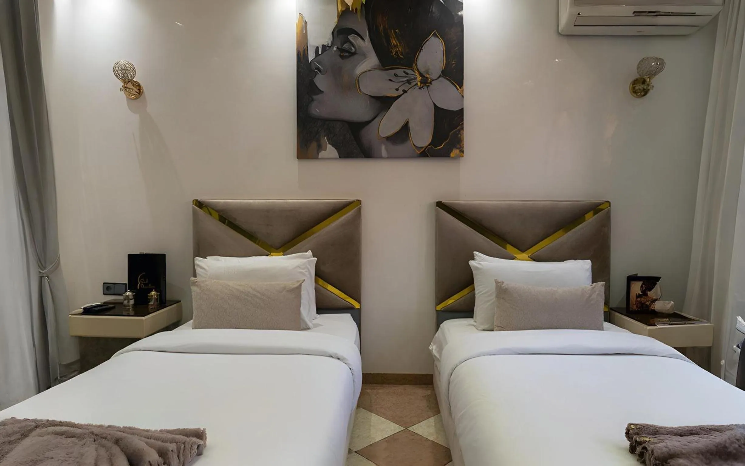 Bedroom, Bed in RIAD DOUIRTNA