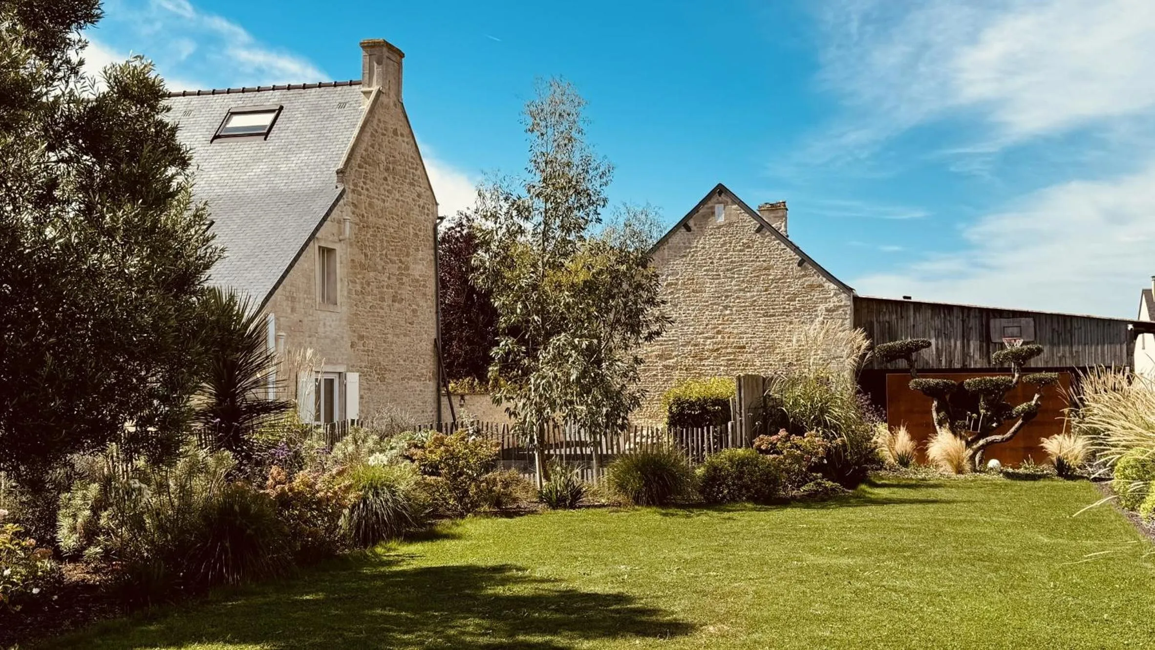 Property building in AureFées