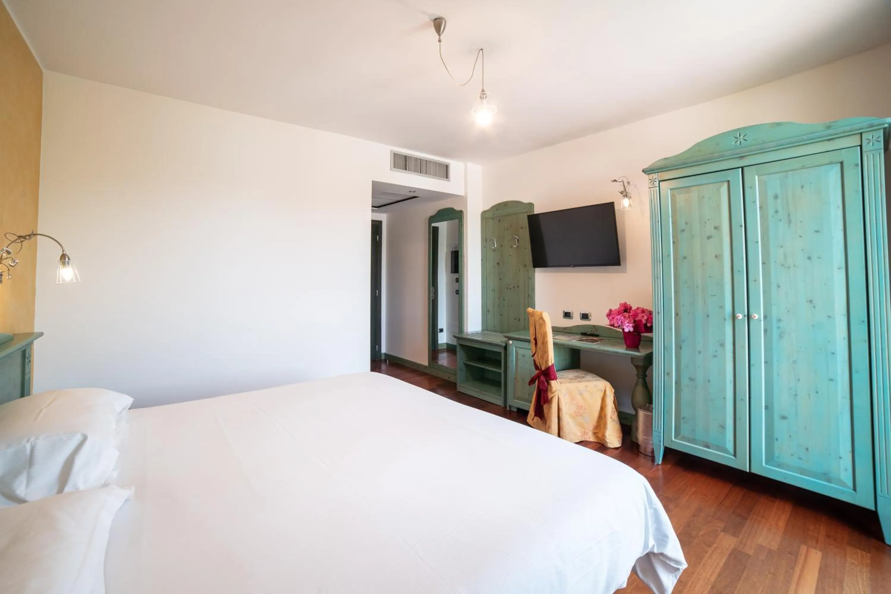 Bed in Hotel Residence Montelago